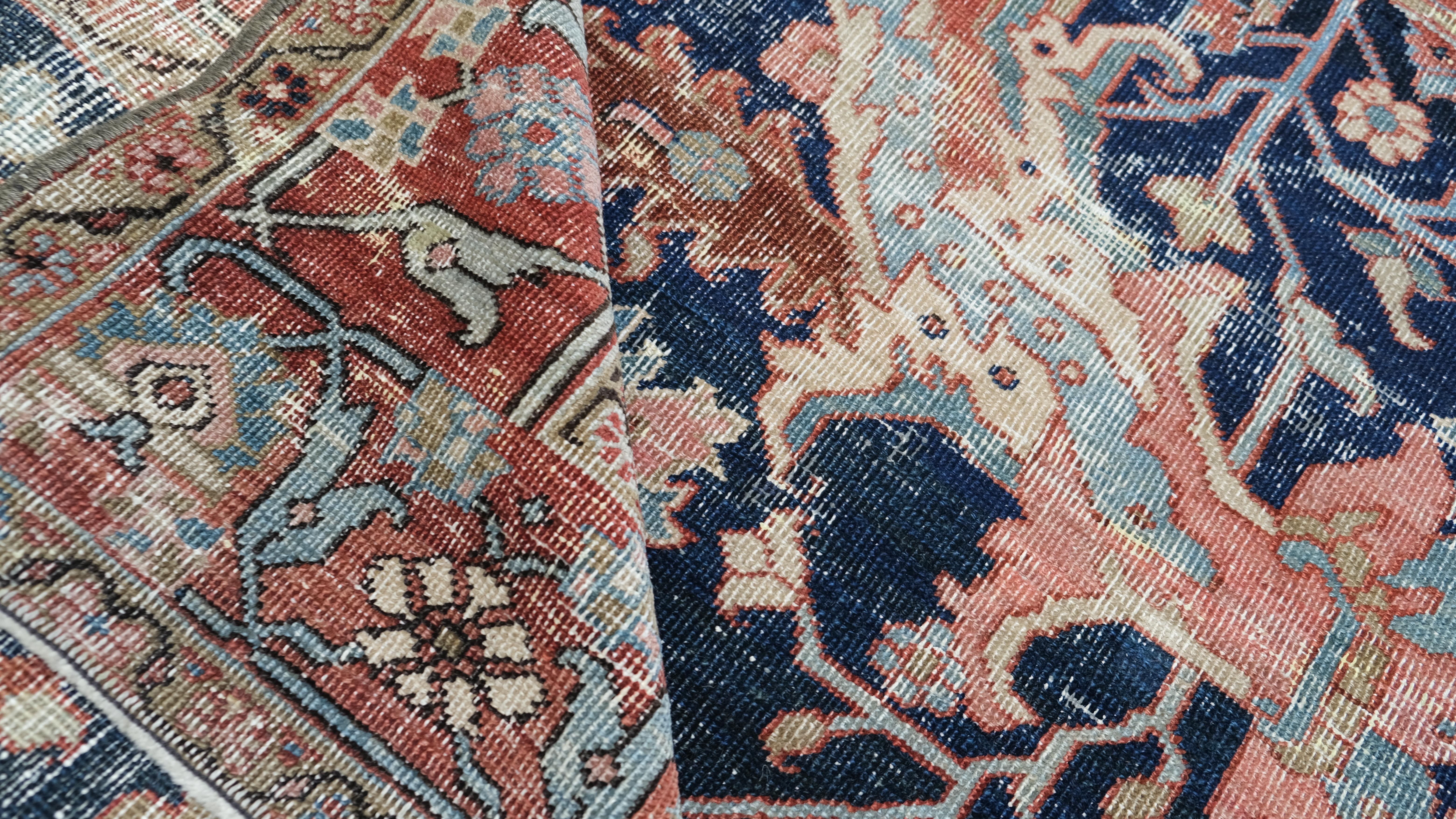 Antiker persischer Mahal-Wollteppich im Used-Look im Used-Look 8'9''10'8'' (Malayer) im Angebot