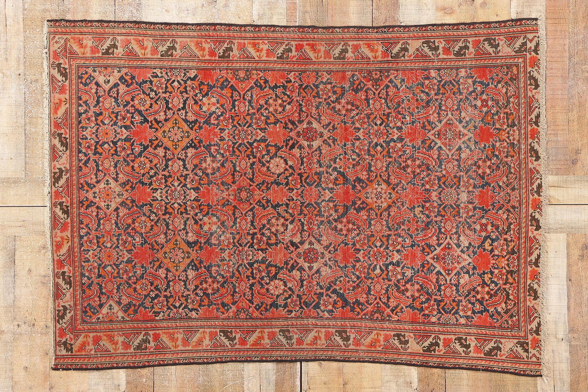Antiker persischer Malayer-Teppich, beschädigt im Angebot 2