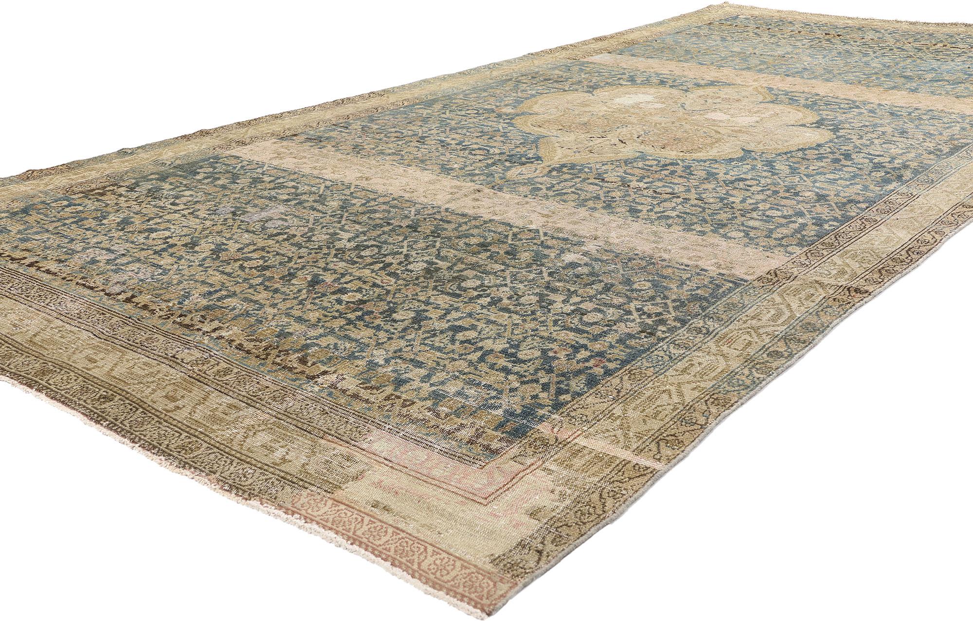 51881 Alfombra antigua persa Malayer Gallery, 06'10 x 15'04. Esta antigua alfombra persa Malayer de galería, de lana anudada a mano, de finales del siglo XIX, es una magnífica reliquia de la artesanía persa, que encarna una elegancia atemporal que