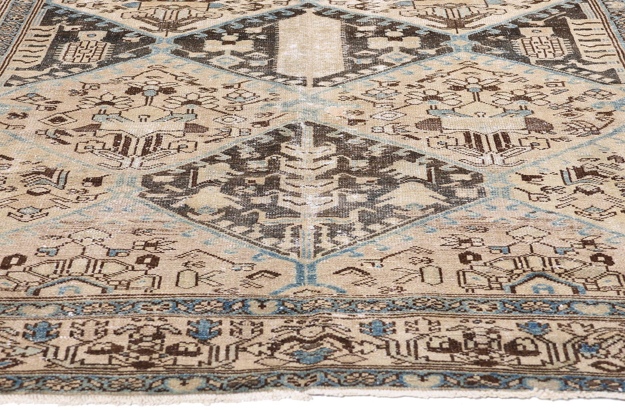 Alfombra persa malayer de 1910 envejecida con estilo moderno Persa en venta