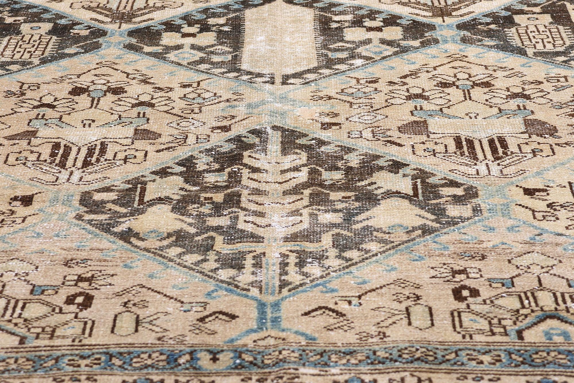 Alfombra persa malayer de 1910 envejecida con estilo moderno Anudado a mano en venta