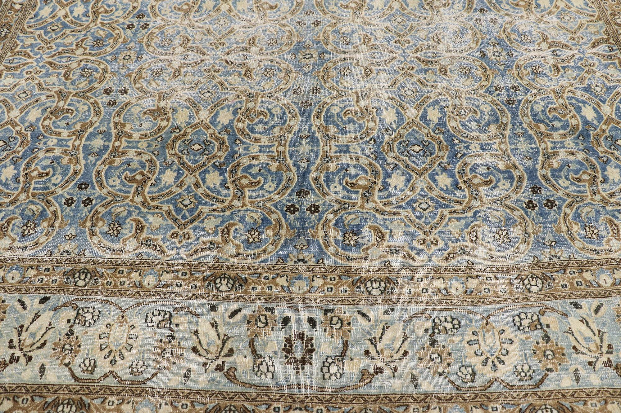 Antiker persischer Mashhad-Teppich im Used-Stil (20. Jahrhundert) im Angebot