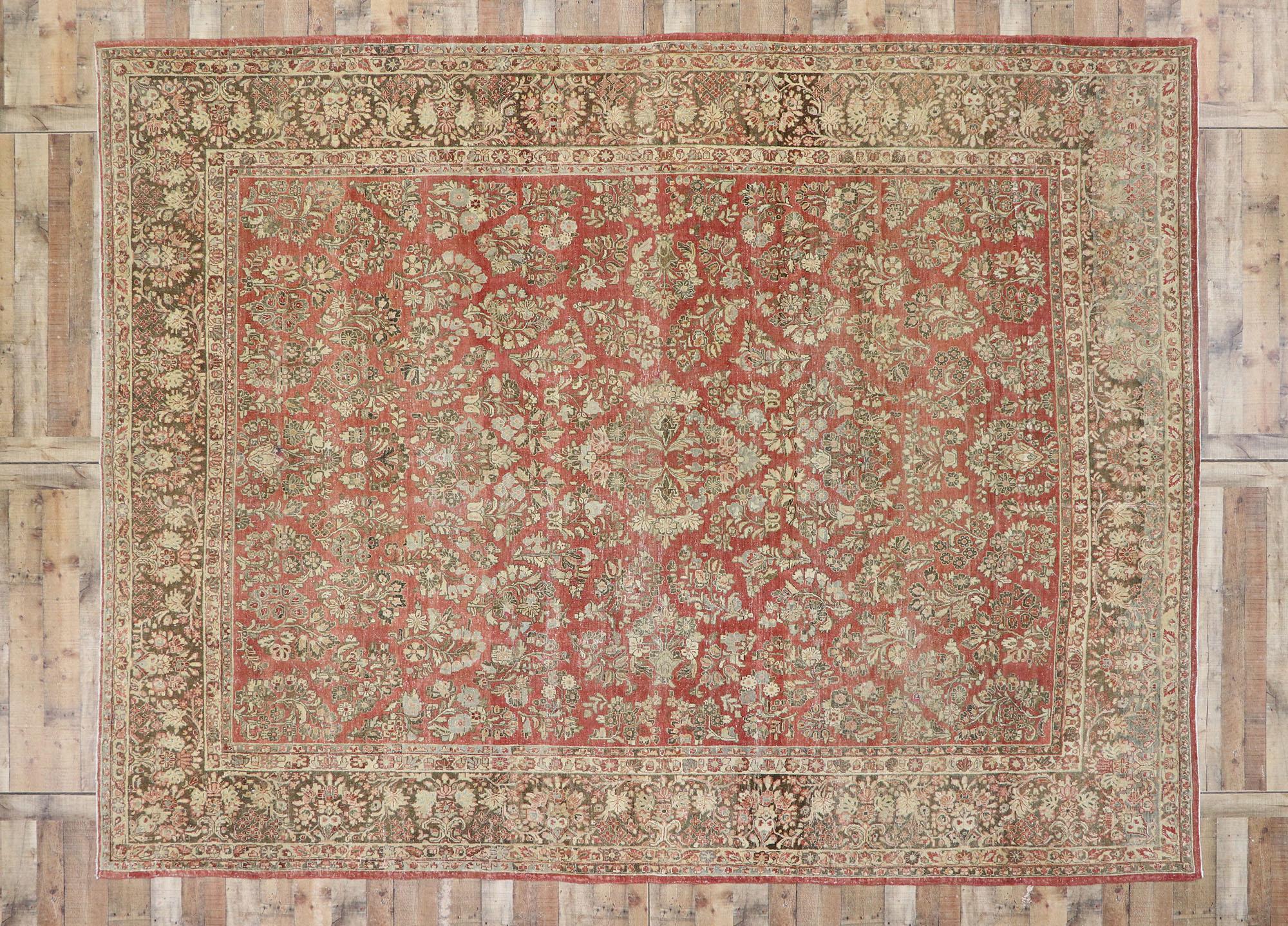 Antiker persischer Sarouk-Teppich im rustikalen, amerikanischen Traditionsstil im Used-Stil, im Used-Stil (Wolle) im Angebot
