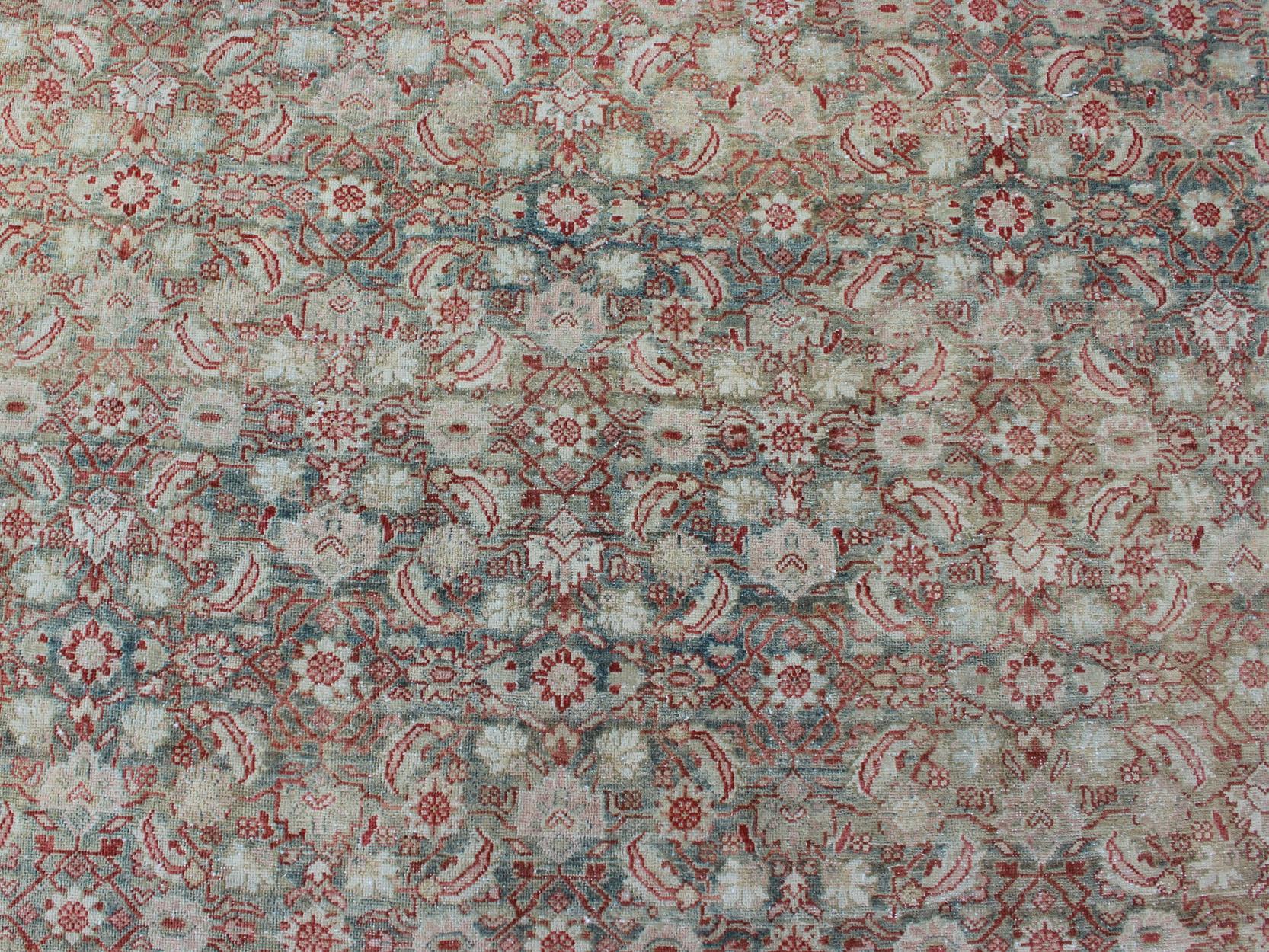 Distressed Antique Persian Sultanabad Rug in Faded Blue Background For Sale 3