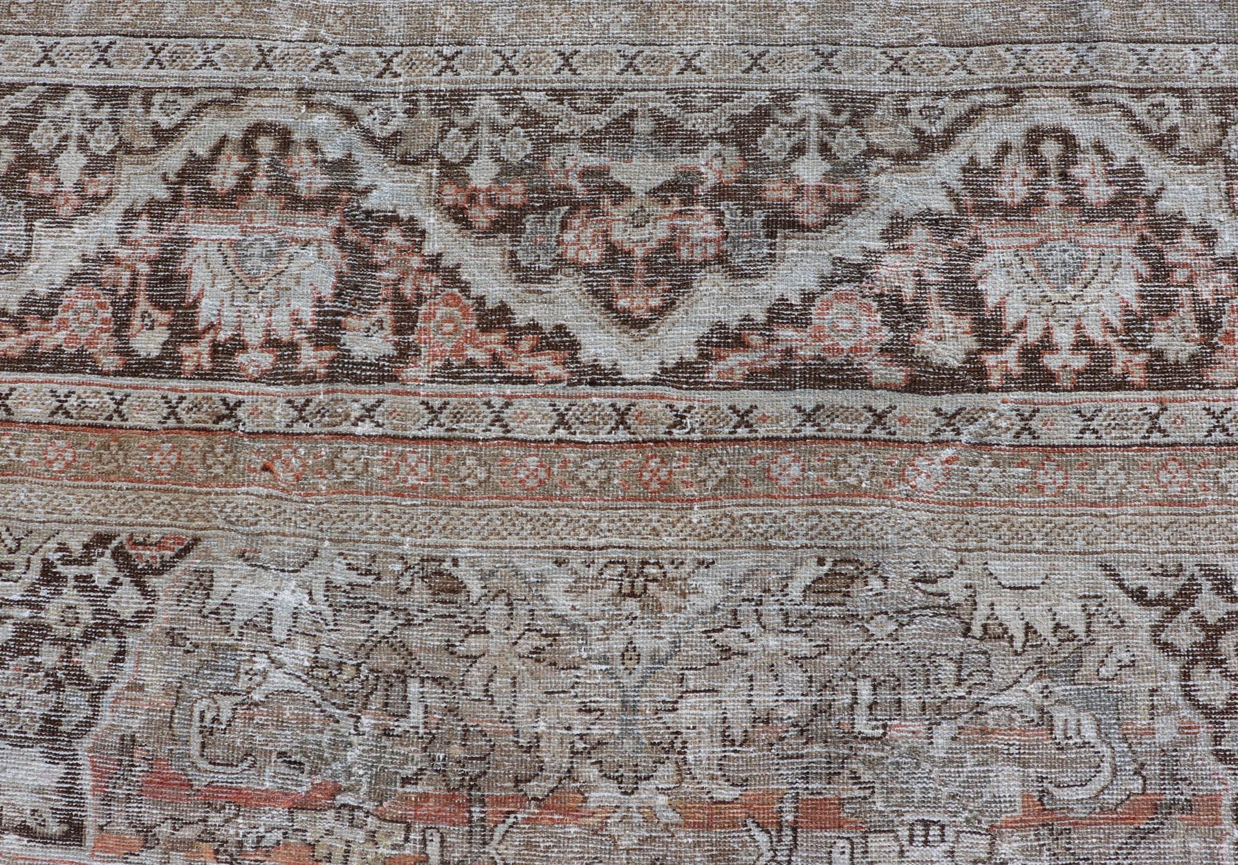 Distressed Antique Persian Sultanabad Rug in Wool with Floral Design For Sale 11