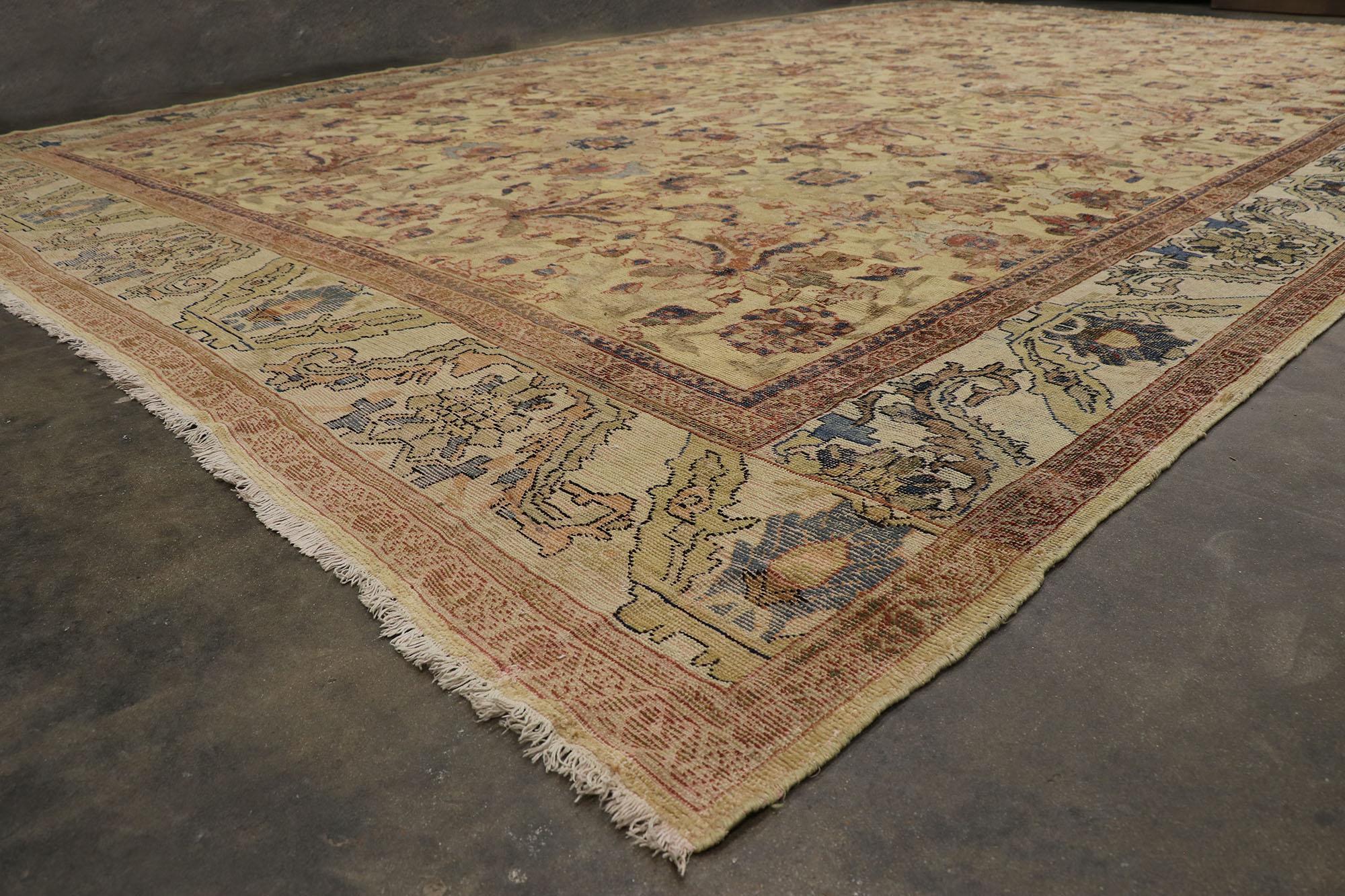 Wool Late 19th Century Antique Persian Sultanabad Rug For Sale