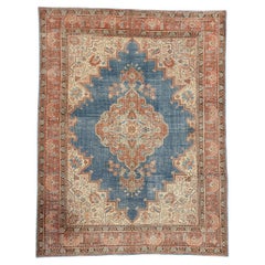 Gealterter antiker persischer Täbris-Teppich
