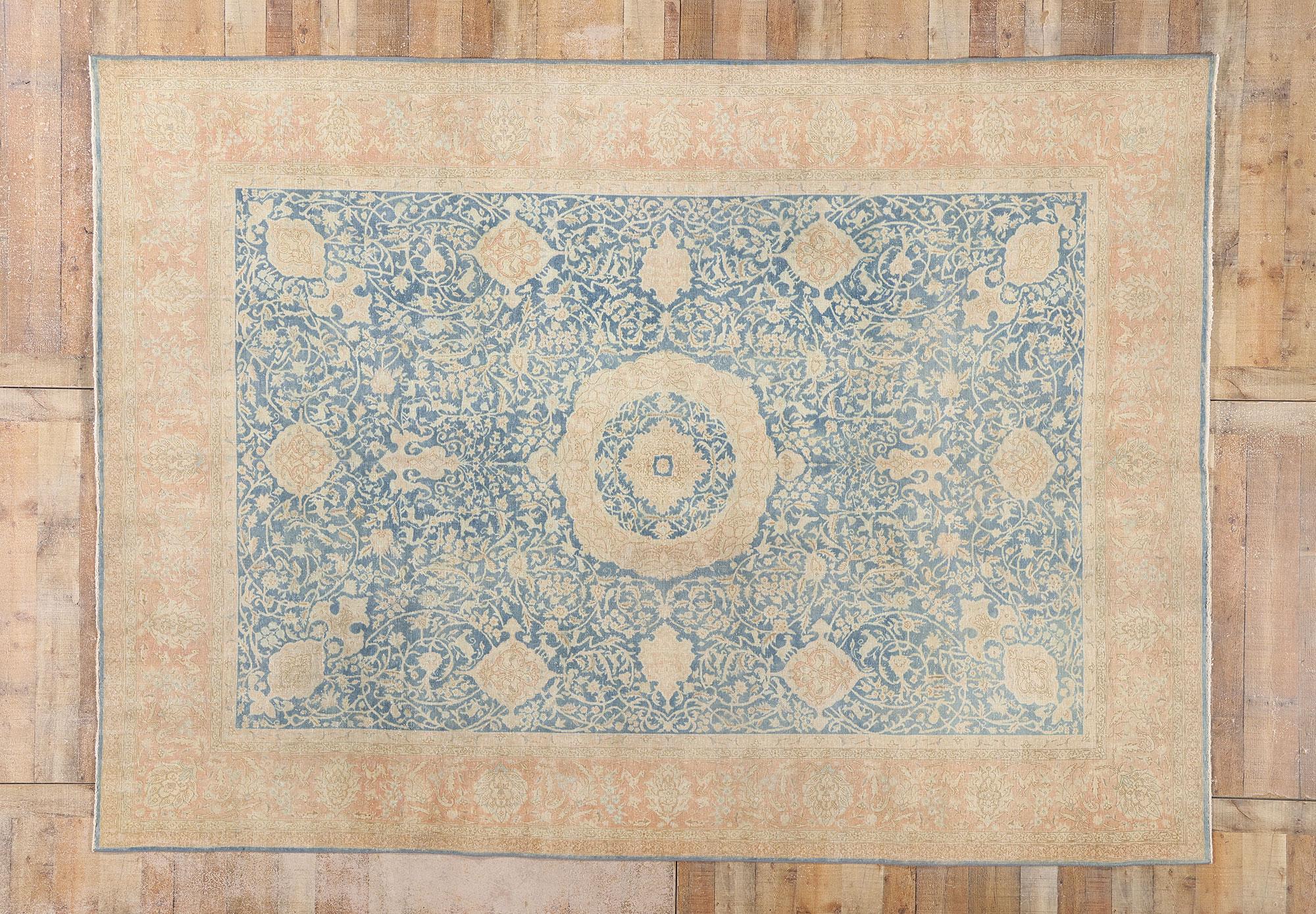 Tappeto persiano Tabriz del 1910 con stile moderno in vendita 1