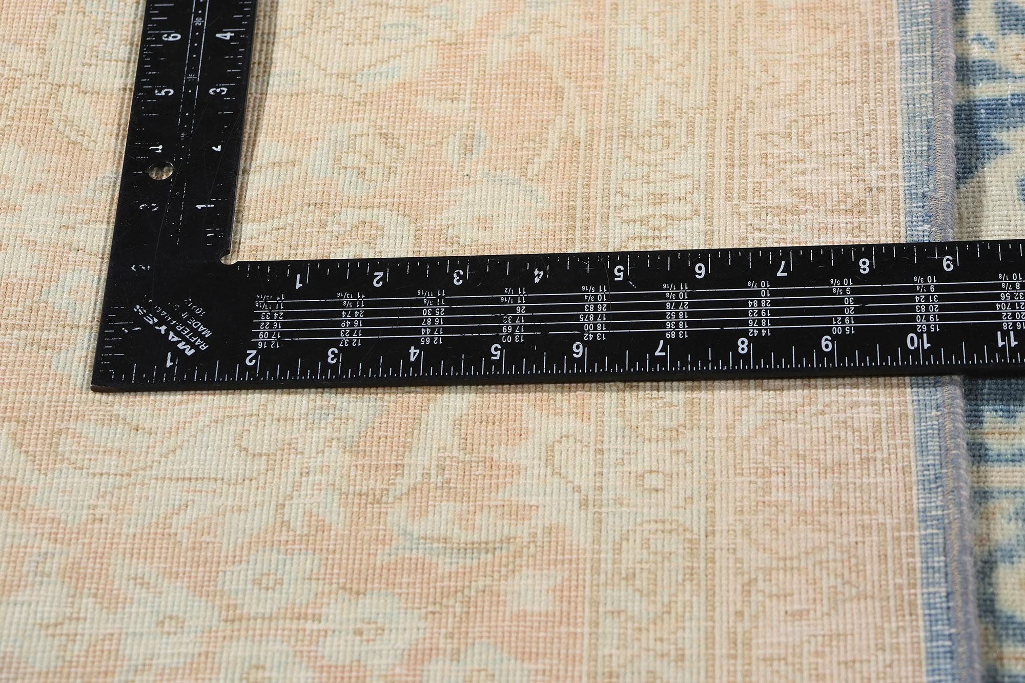 Tappeto persiano Tabriz del 1910 con stile moderno In condizioni buone in vendita a Dallas, TX