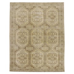 Tapis persan antique du Turkaman en mauvais état avec style rustique moderne