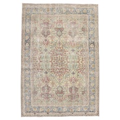 Alfombra Persa Antigua Yazd Desgastada con Estilo Rústico Inglés Chintz