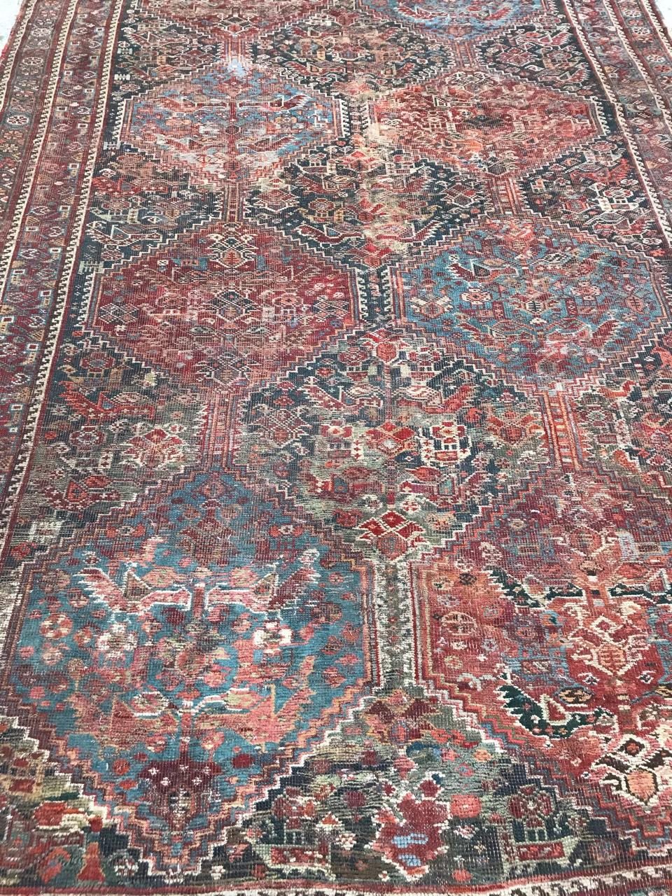 Beautiful late 19th century rug with beautiful geometrical design and nice colors with red, blue, grey and orange, entirely hand knotted with wool velvet on wool foundation.