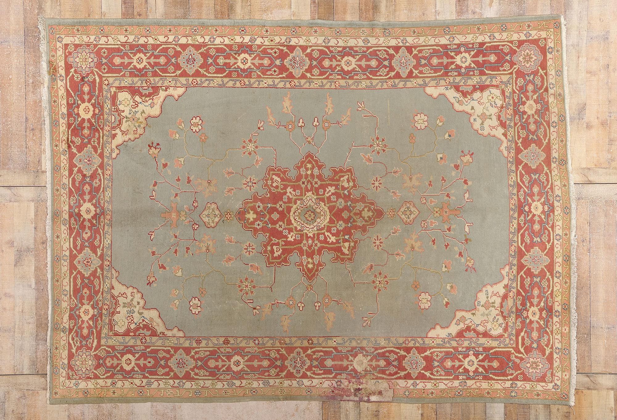 Tappeto antico turco Oushak con stile rustico georgiano e artigianale in vendita 3
