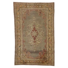 Antiker türkischer Sivas-Teppich mit ungewöhnlichem, elegantem Stil