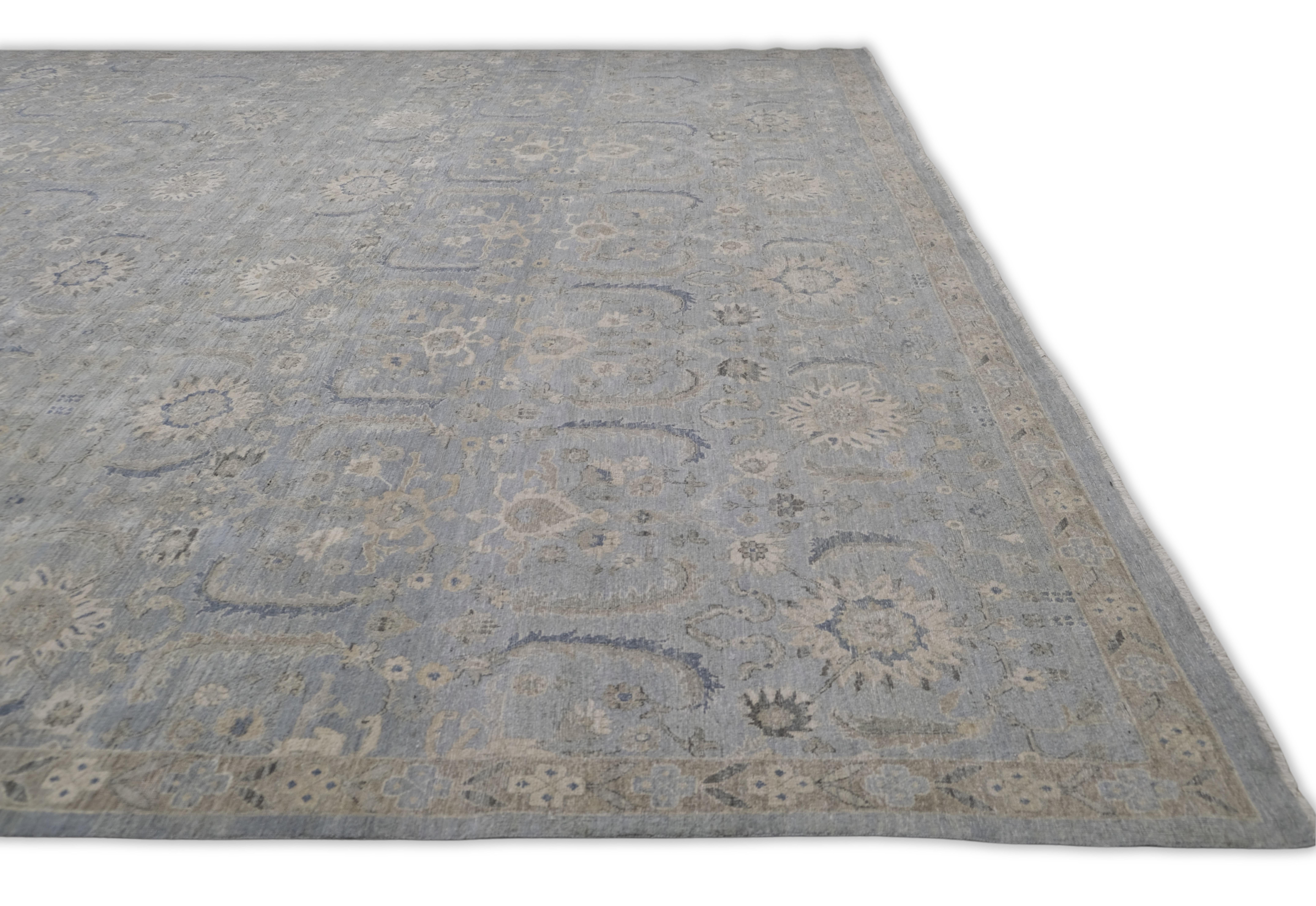 Annodato a mano Tappeto in lana con motivo Tabriz blu e beige, con effetto invecchiato, 13'8''x19'9'' in vendita