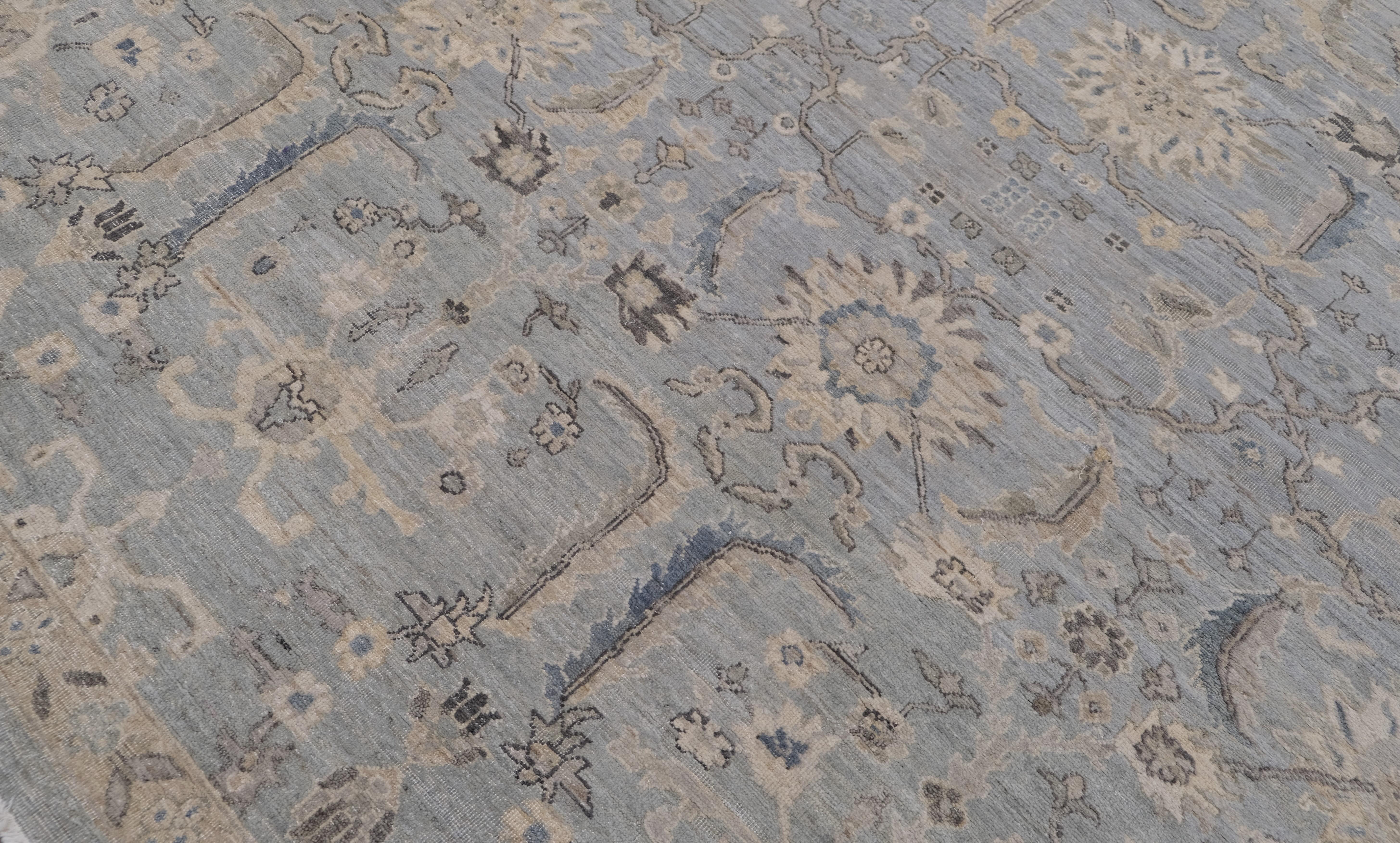 Neoclassico Tappeto in lana con motivo Tabriz blu e beige, con effetto anticato, 9'9''x13'10'' in vendita