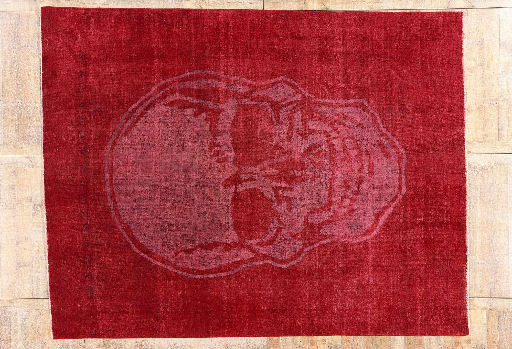 Tappeto Craniotomia Vintage con teschio rosso, ispirato ad Alexander McQueen in vendita 7