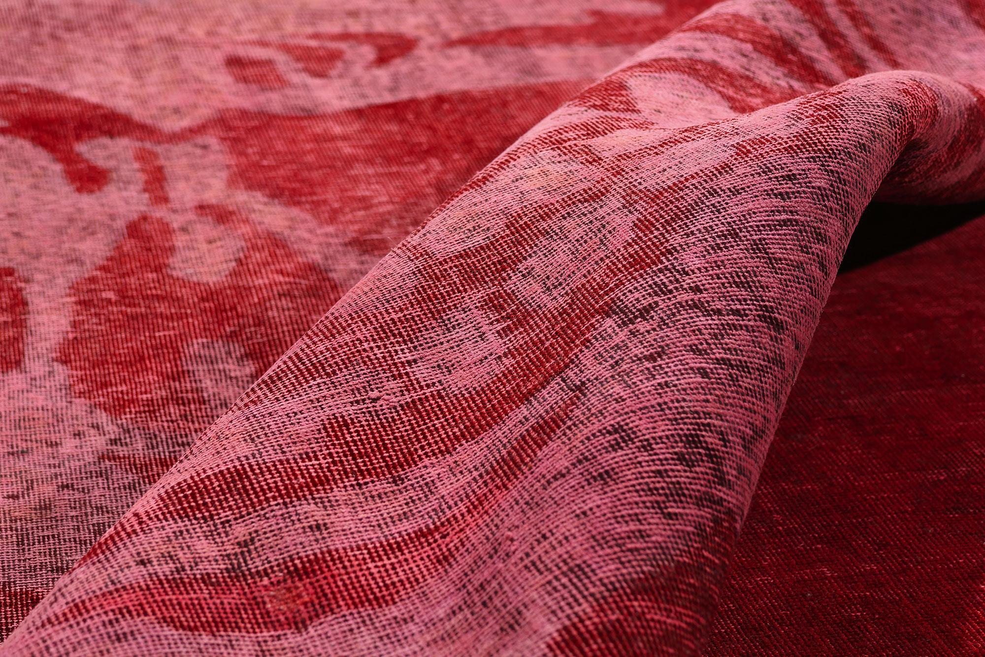 Tappeto Craniotomia Vintage con teschio rosso, ispirato ad Alexander McQueen in vendita 5