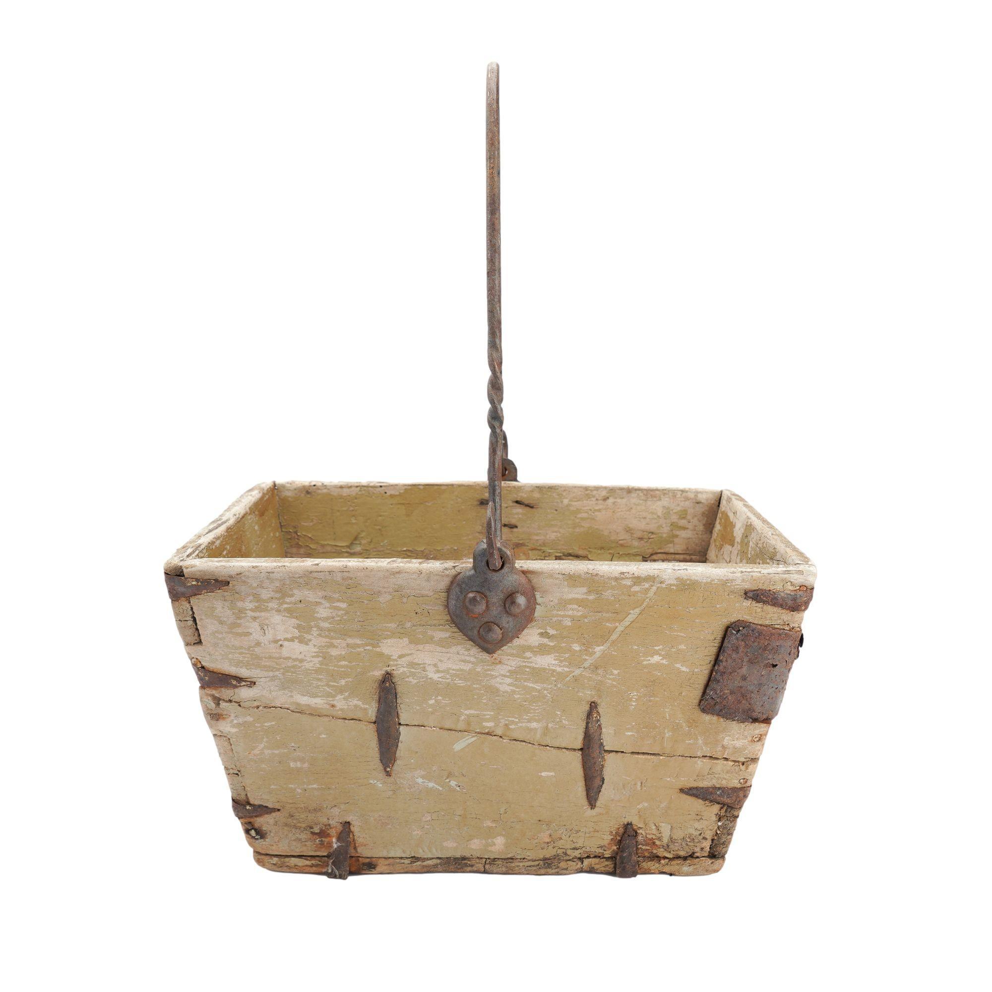 20th Century Distressed French painted wood garden trug, 1880-1910 For Sale