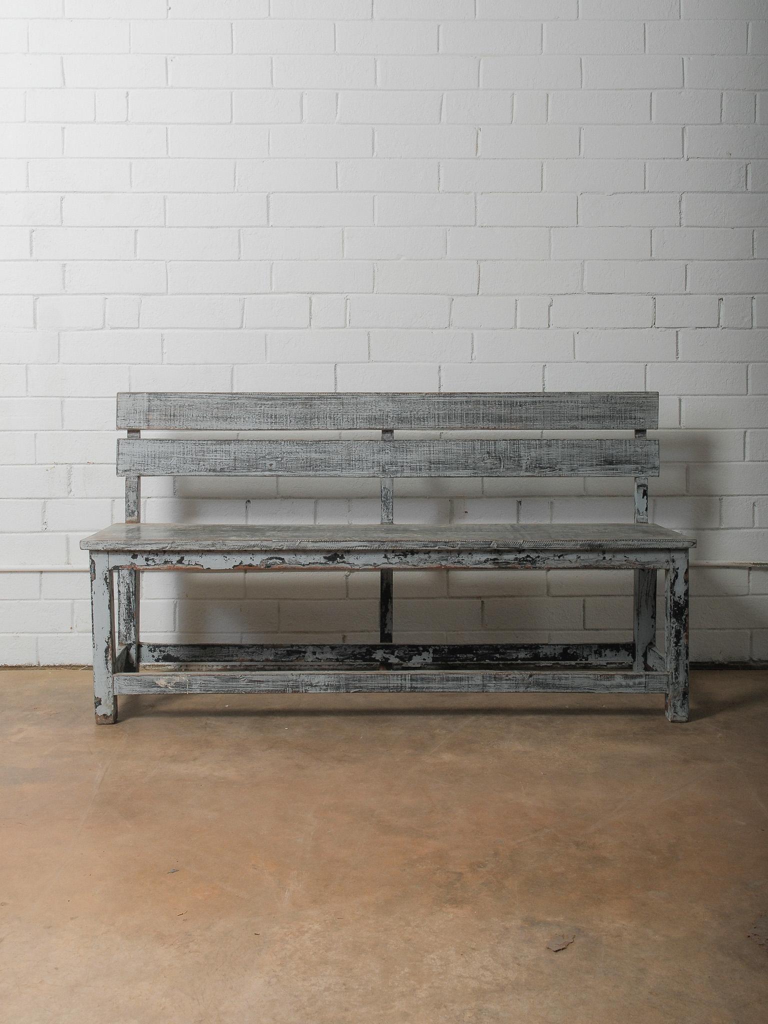Distressed Grey Wooden Bench with Layered Patina In Good Condition For Sale In High Point, NC