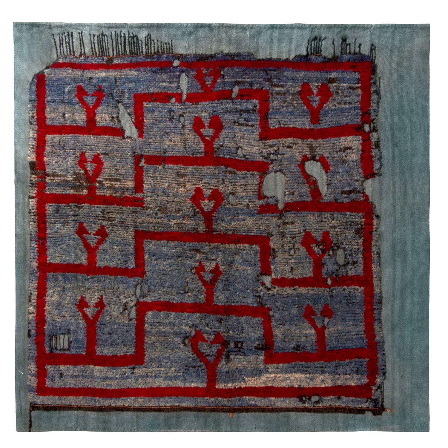 Teppich & Kelim's Distressed High-Low Square, quadratischer Kelim, blau, rot, geometrisches Muster im Angebot