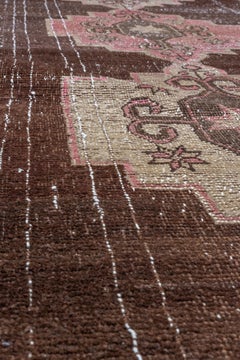 Distressed Kars Runner in Rose and Cocoa
