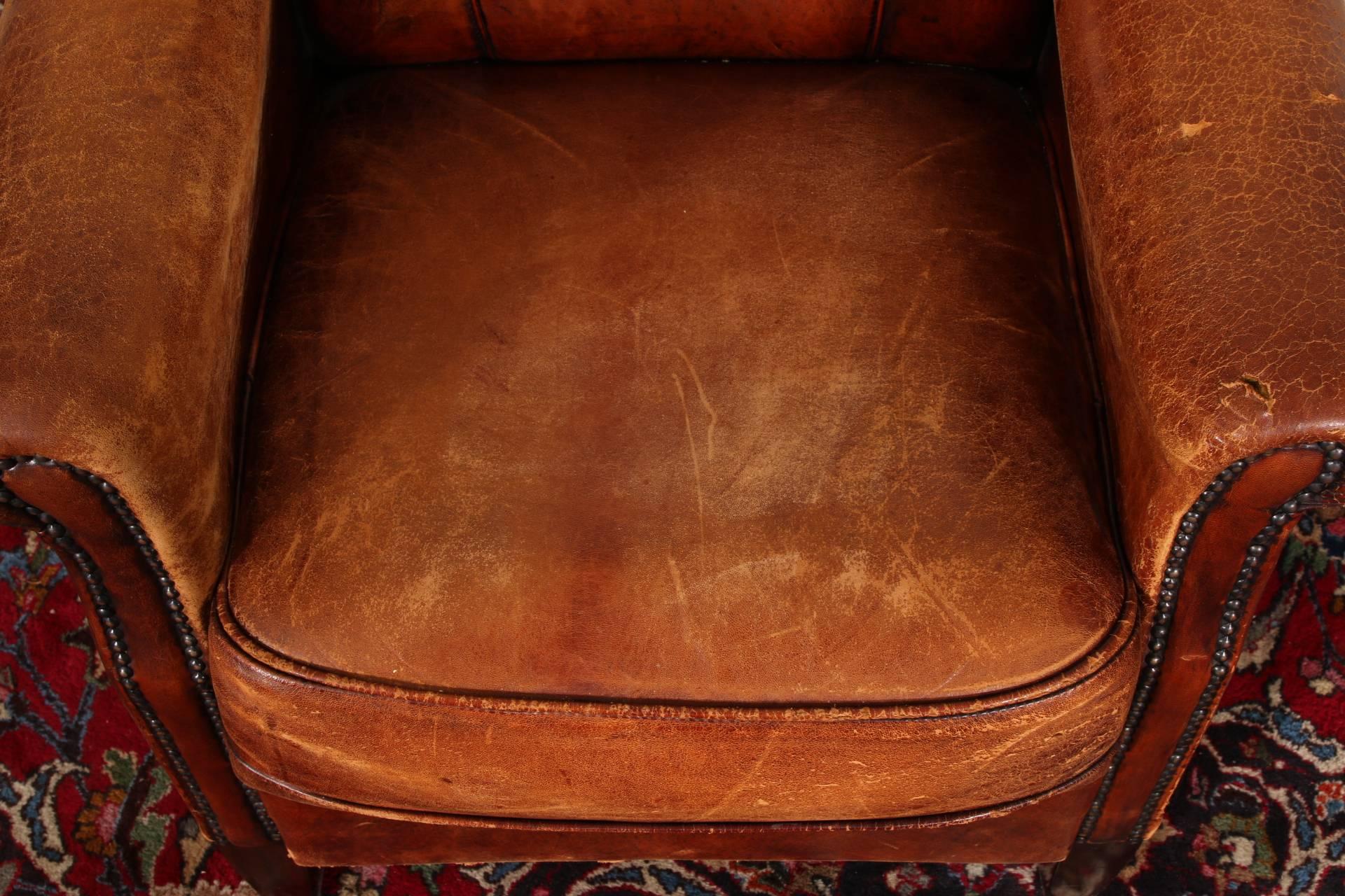Distressed Leather Club Chair In Good Condition In Bridgeport, CT