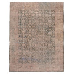 Distressed Mahal Carpet, Green Field