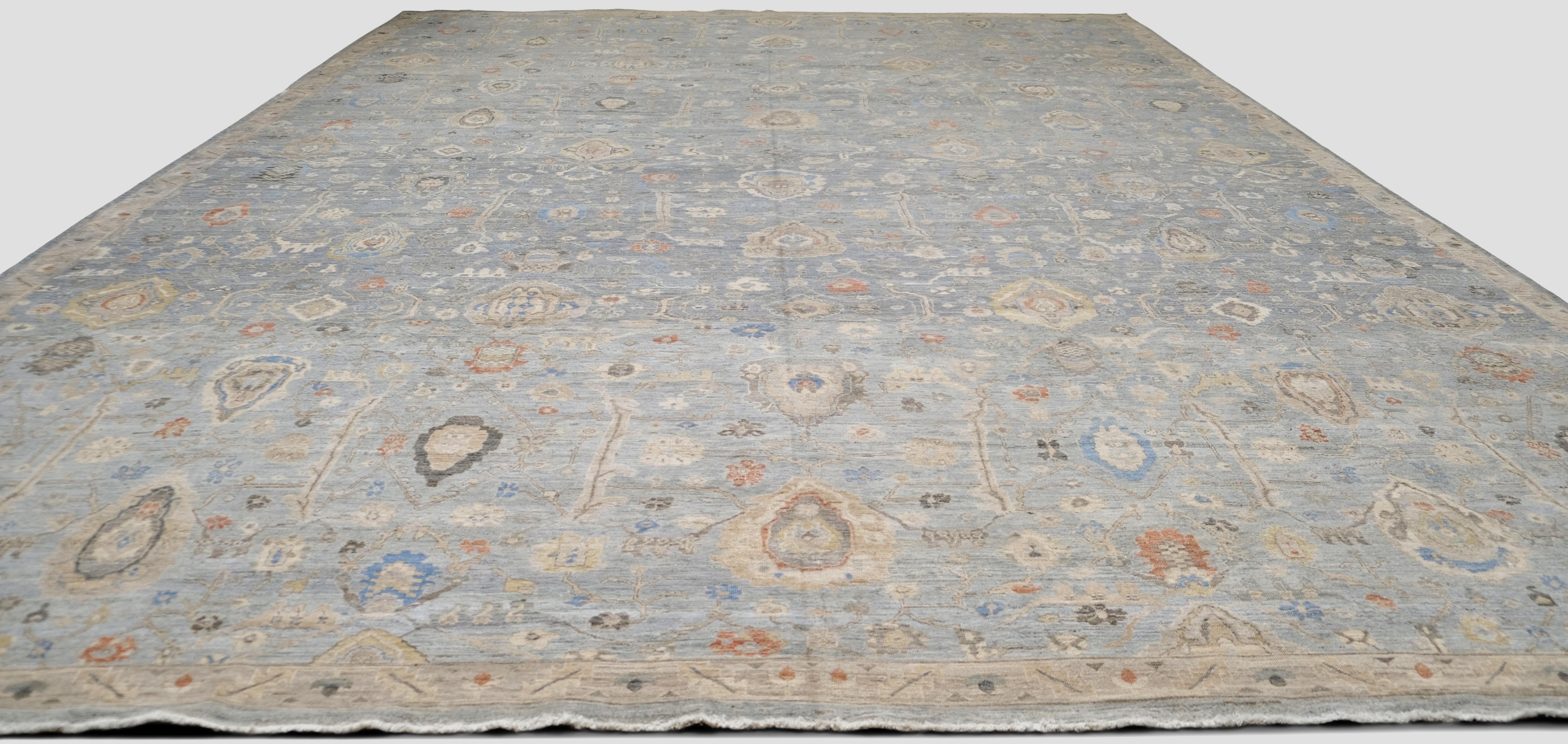 Annodato a mano Tappeto Mahal Avorio e Blu con Lana Colorata Distrutto 14'x19'7'' in vendita