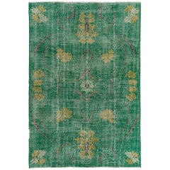 Distressed Midcentury Deco Rug in Green Color