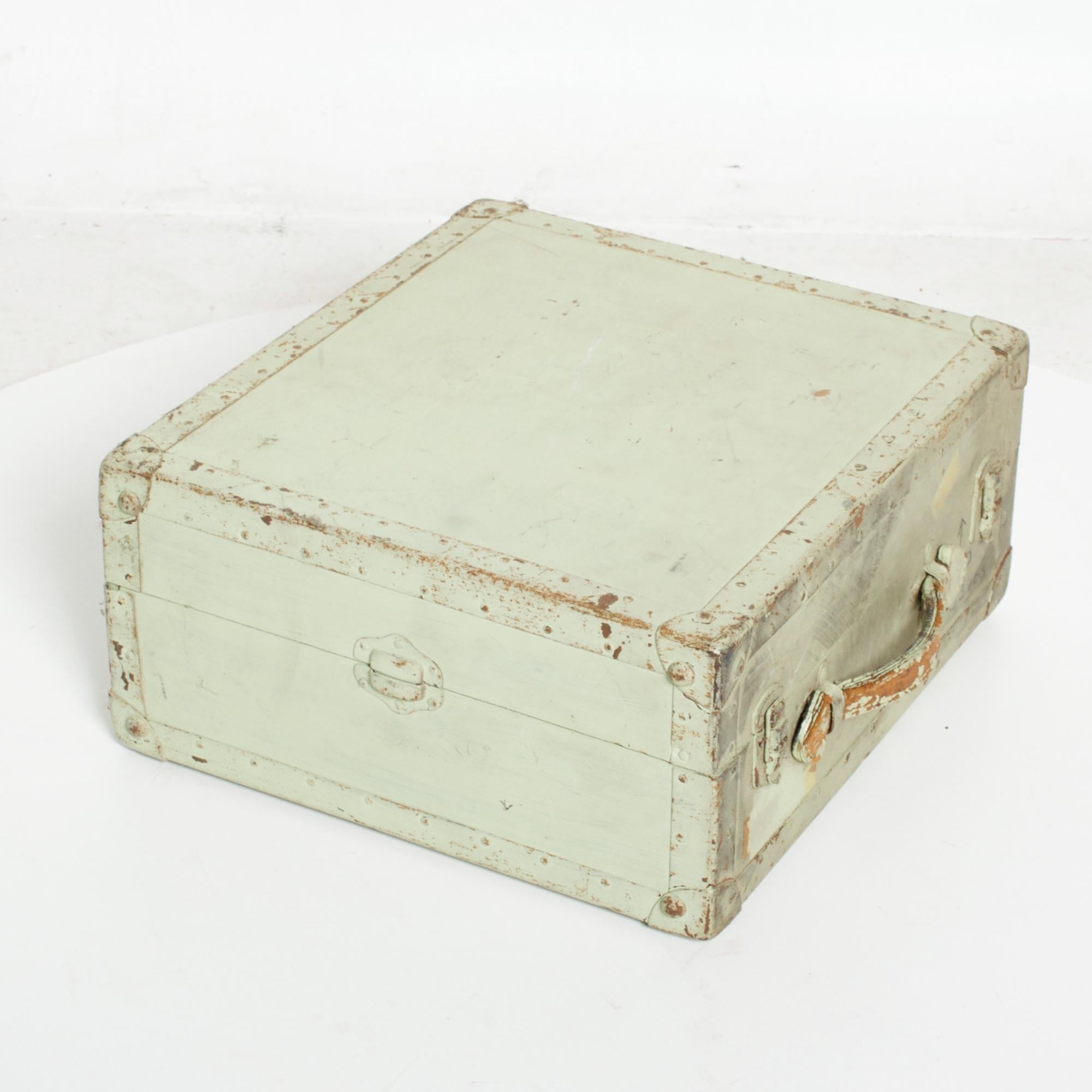 American 1940s Distressed Military Light Green Wood Ammo Box + Leather Handle Carry Case 