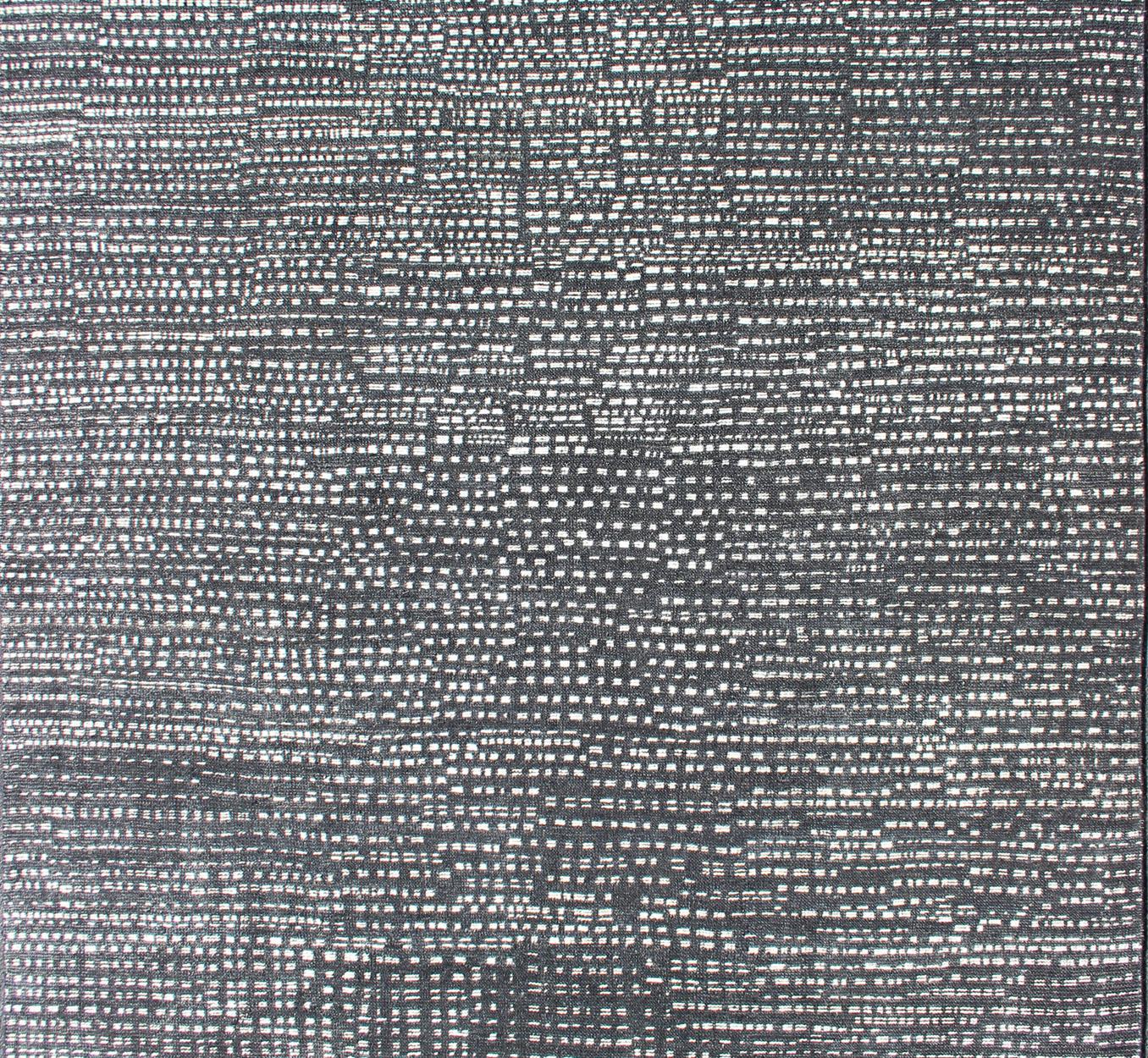 Distressed Modern Indian Wool Area Rug in Charcoal And White 9'0 x 11'11 For Sale 4
