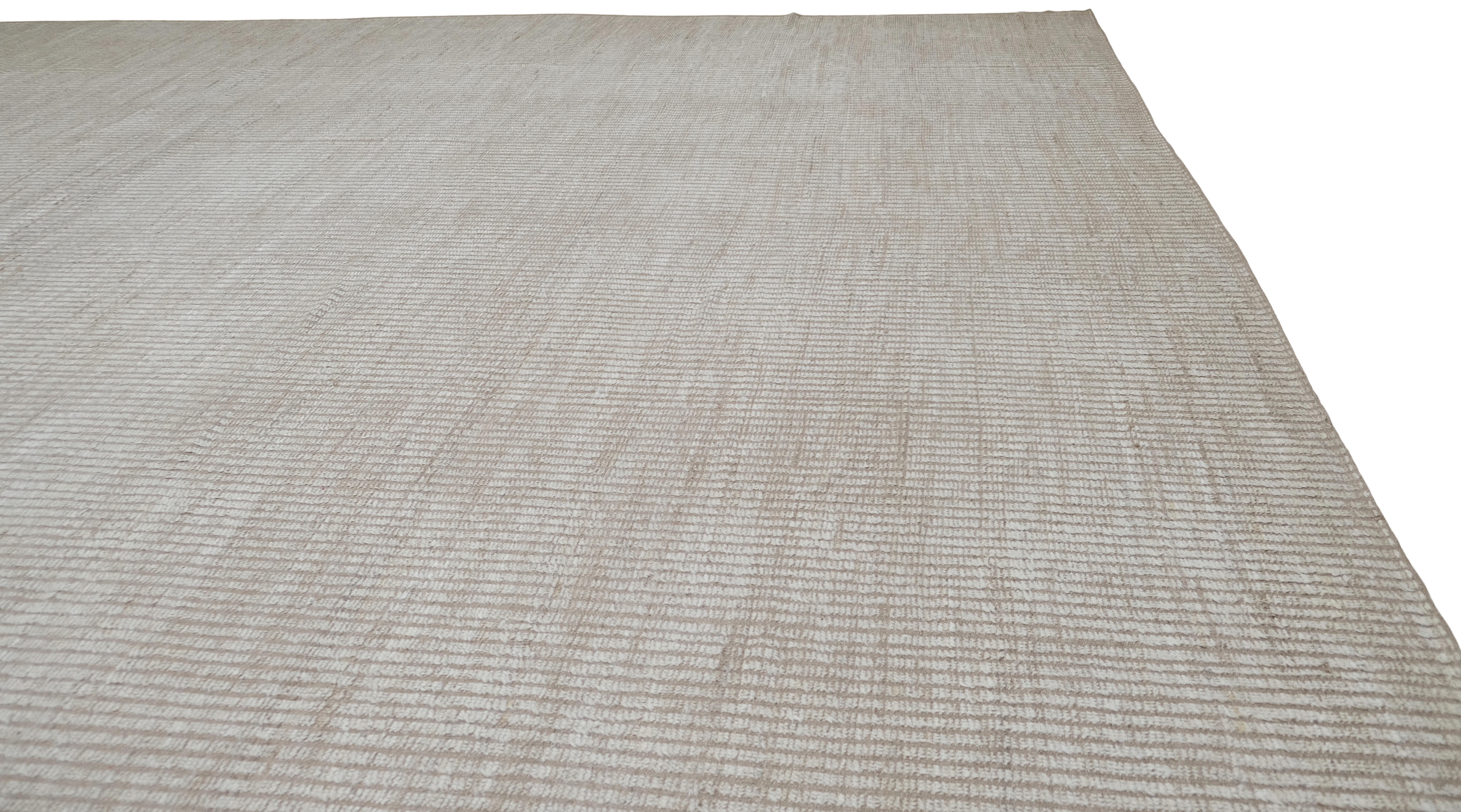Distressed Moroccan Wool Rug 14'3''x18'2'' In New Condition For Sale In Torrance, CA