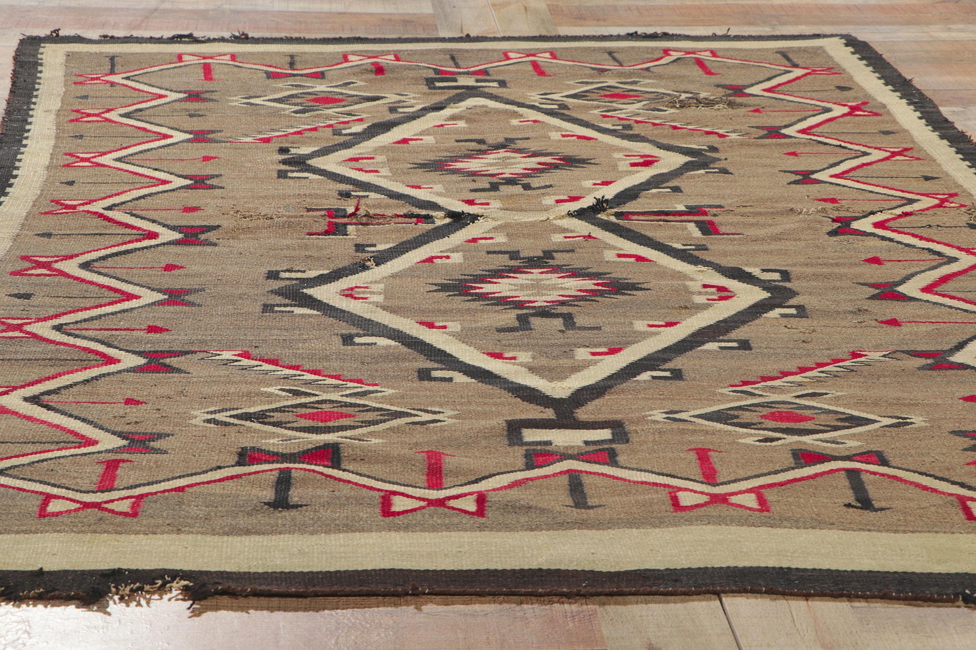Alfombra de Cristal Estilo Navajo de 1920 con Estilo Moderno del Suroeste siglo XX en venta