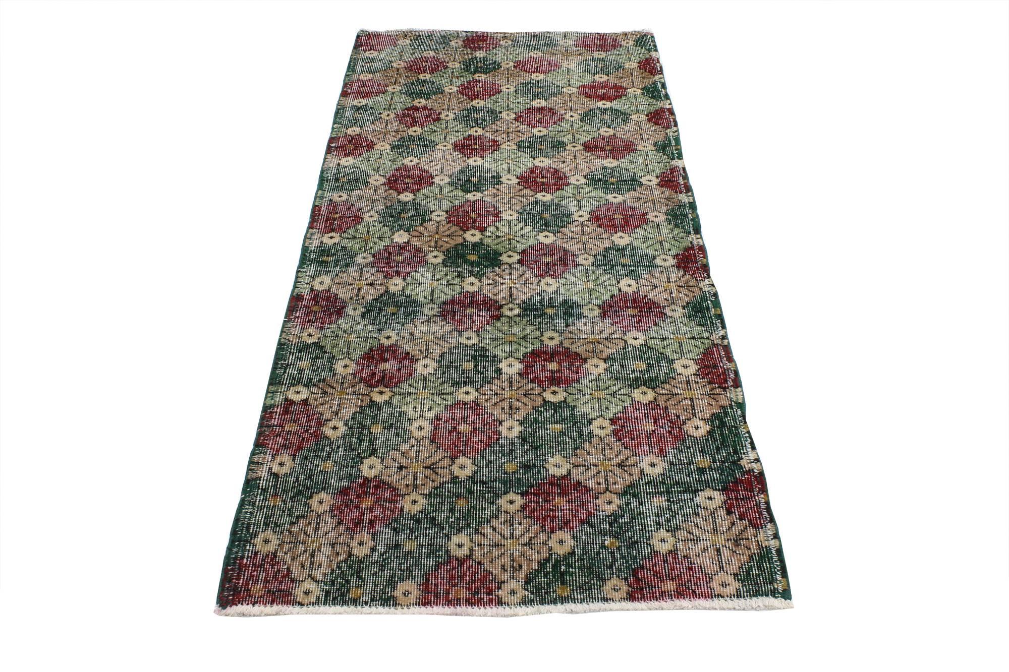 Country Distressed Turkish Sivas Accent Rug with Rustic English Traditional Style For Sale