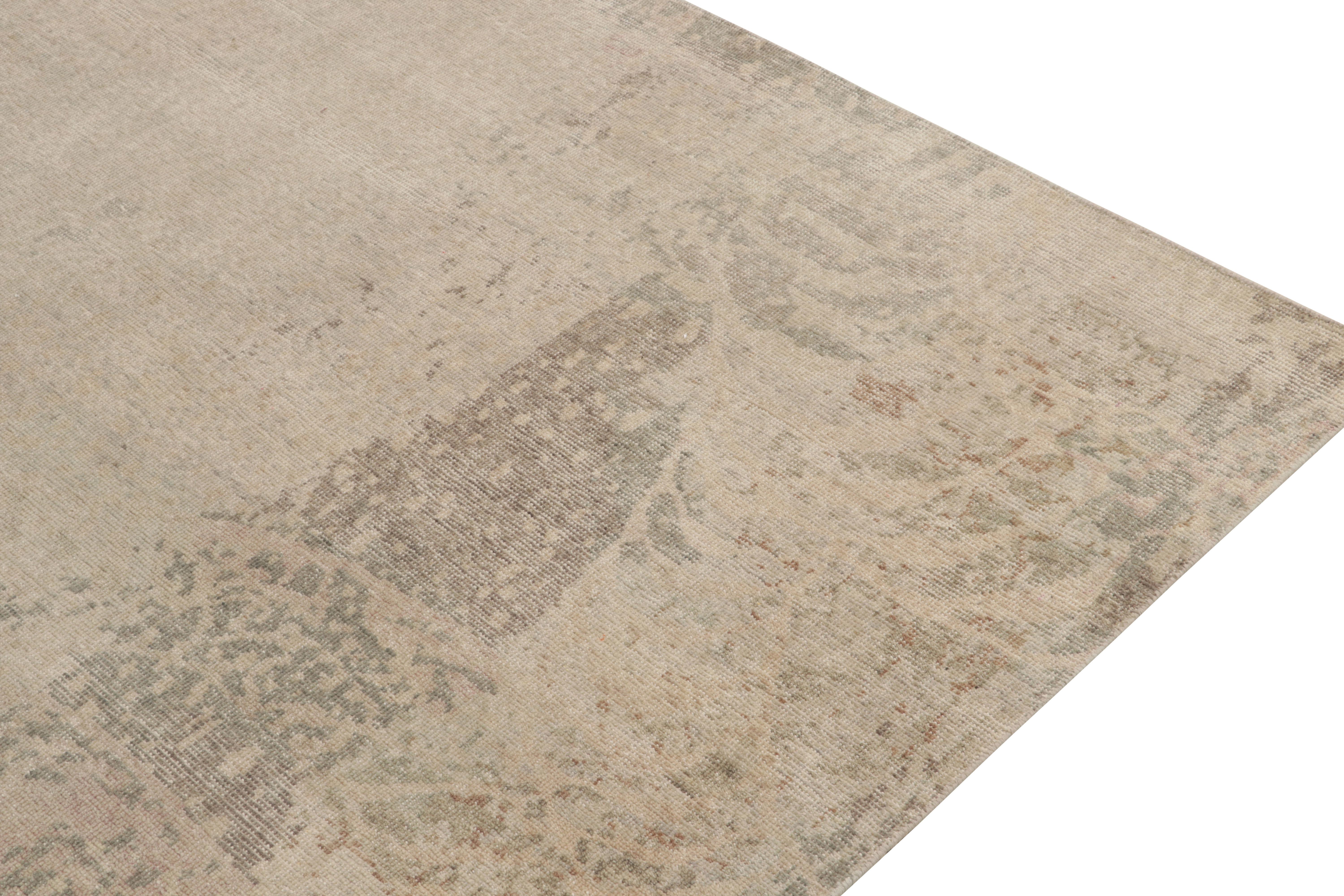 Hand-Knotted Distressed style Abstract rug in Beige-Brown & Gray pattern by Rug & Kilim  For Sale