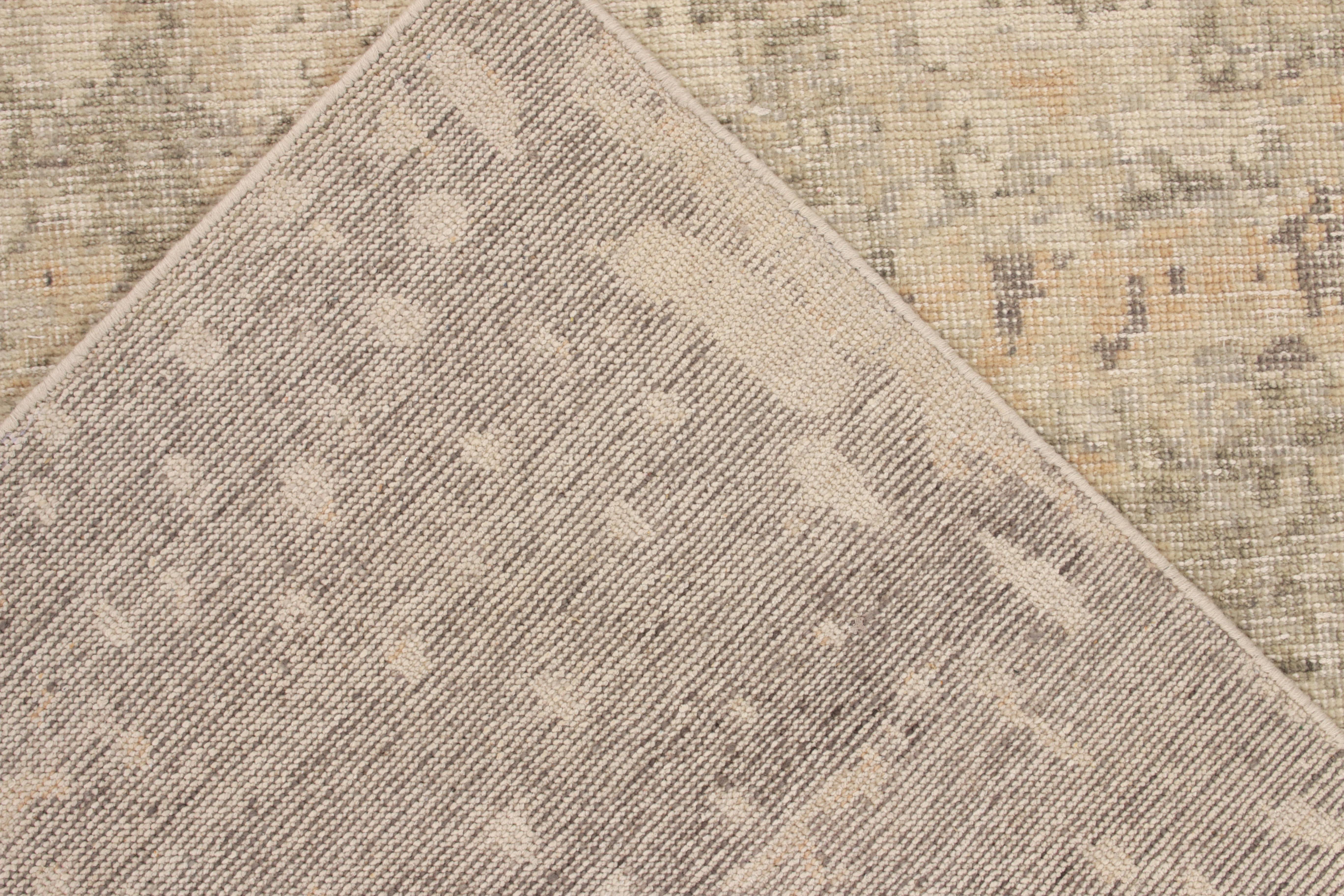 Moderner Teppich & Kelim-Teppich im Used-Stil in Grau und Beige mit abstraktem Muster im Zustand „Neu“ im Angebot in Long Island City, NY