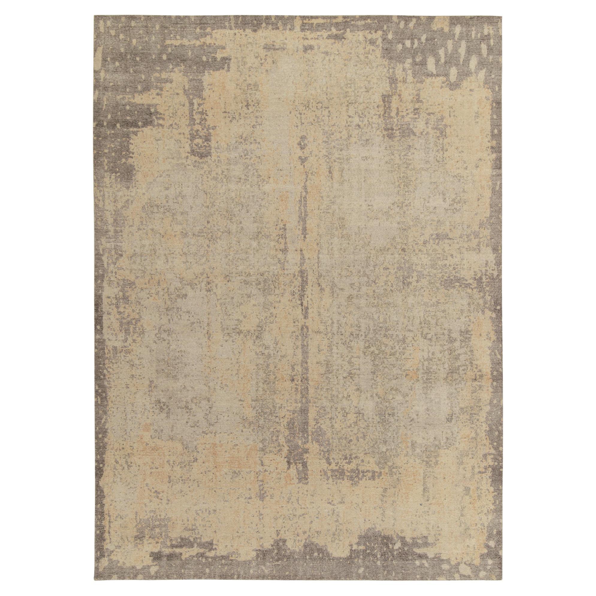 Rug & Kilim's Distressed Style Modern Rug in Grey & Beige Abstract Pattern For Sale