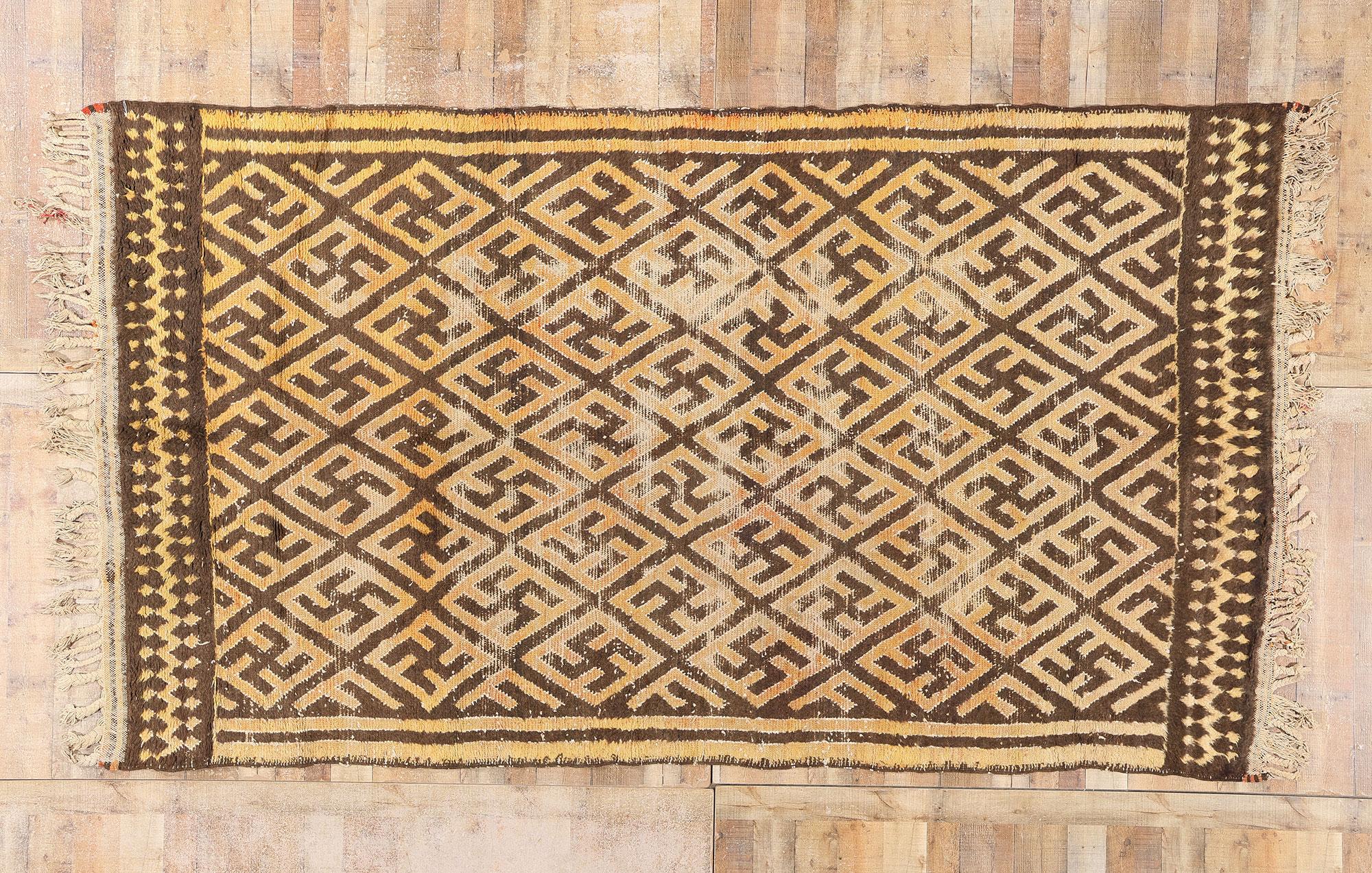 Alfombra marroquí bereber Taznakht de 1950 en venta 1