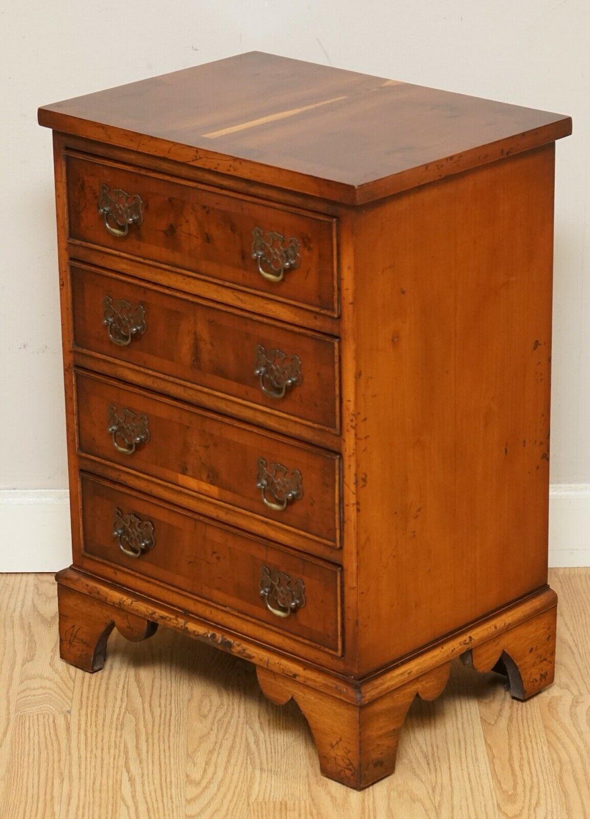British Distressed Vintage Georgian Style Yew Wood Chest of Drawers For Sale