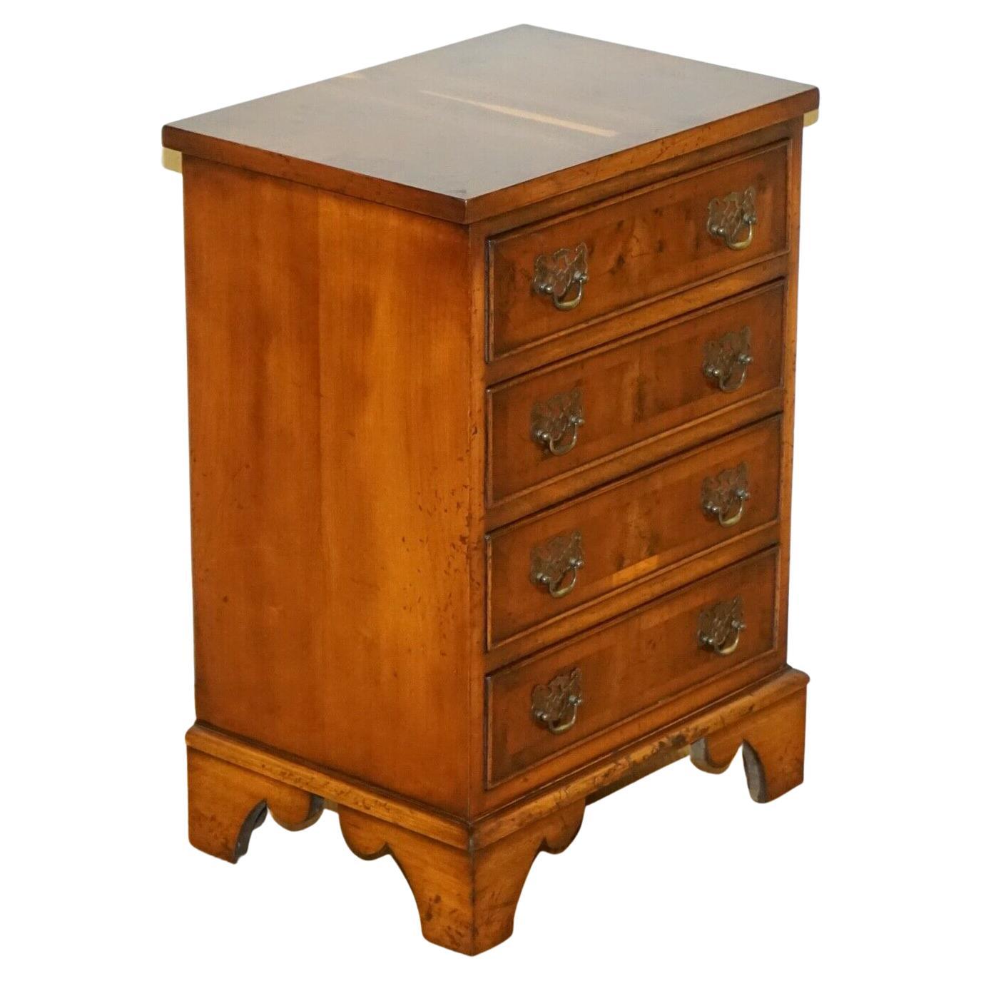 Distressed Vintage Georgian Style Yew Wood Chest of Drawers For Sale