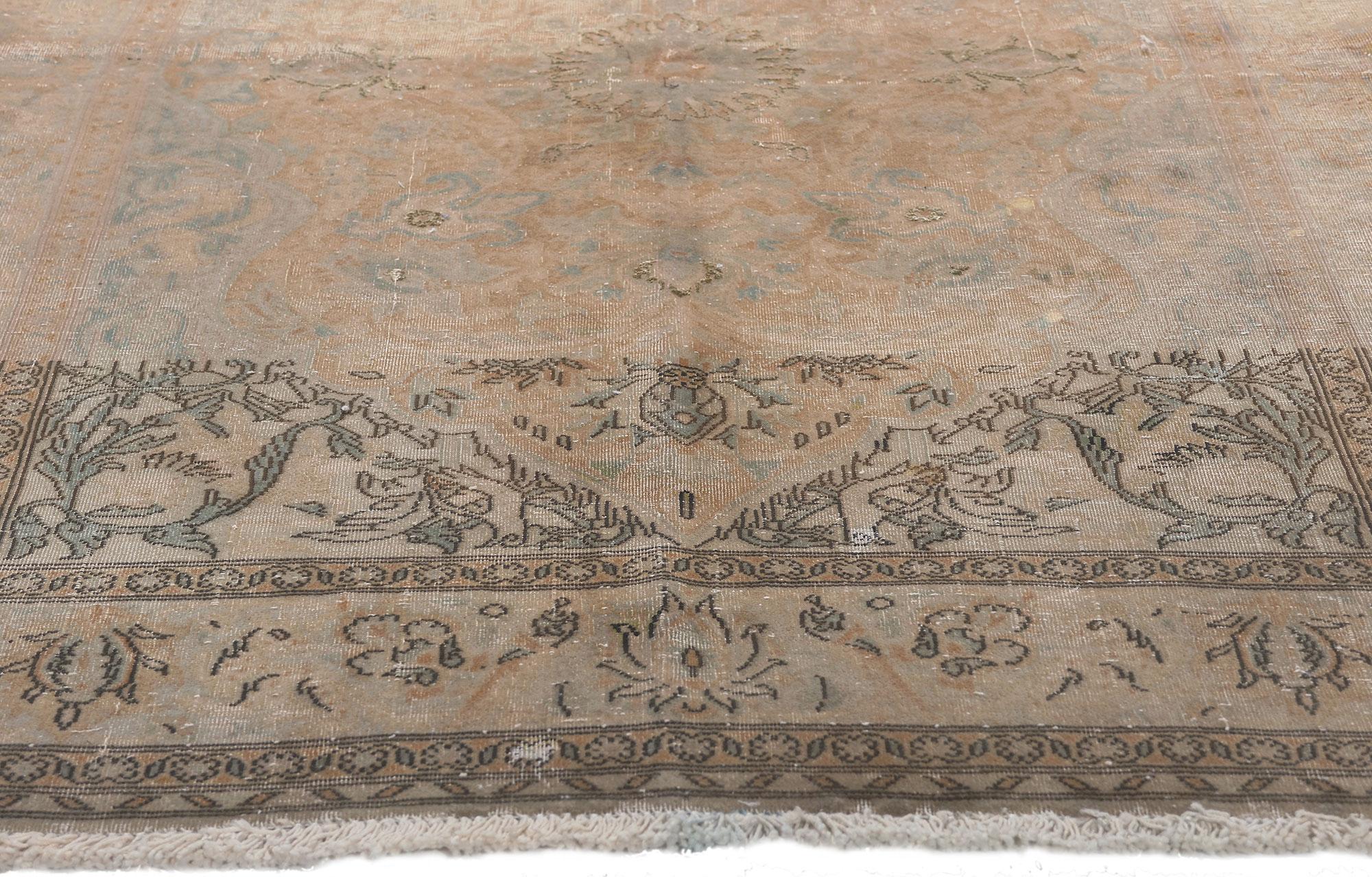 Distressed Vintage Persian Kashan Rug, Earth-Tone Elegance Meets Modern Luxe In Distressed Condition For Sale In Dallas, TX