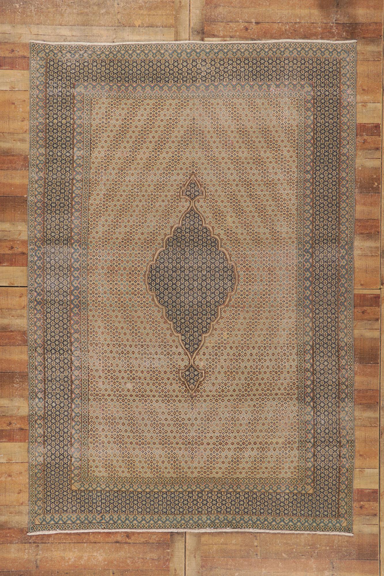 Vintage-Worn Persian Kerman Rug, Quiet Sophistication Meets Relaxed Refinement For Sale 1