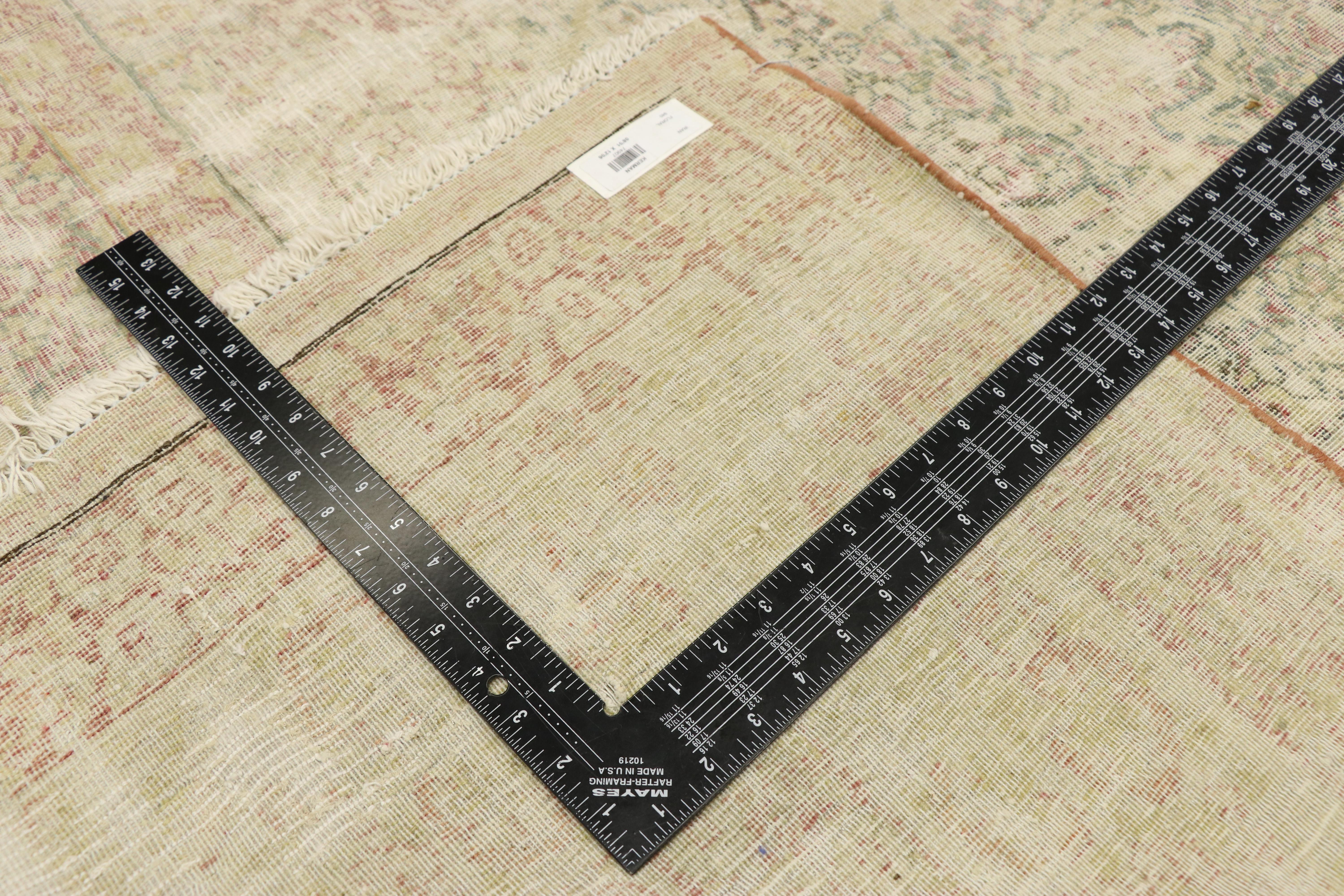 Persischer Kerman-Teppich im Vintage-Stil im Distressed-Stil mit rustikaler Kaschmirwolle im englischen Landhausstil im Zustand „Starke Gebrauchsspuren“ im Angebot in Dallas, TX