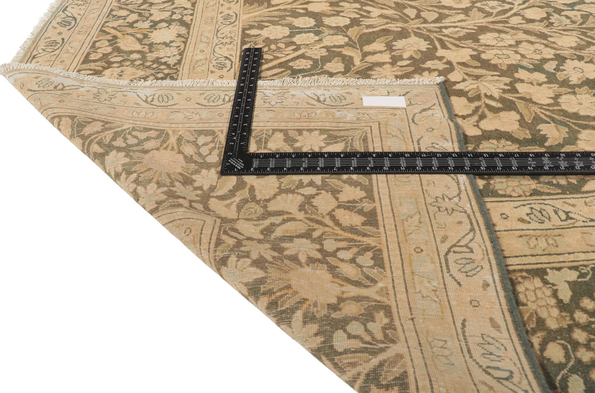 Persischer Täbris-Teppich im Vintage-Stil im Used-Look, Biophiles Design trifft auf Jugendstil (Wolle) im Angebot