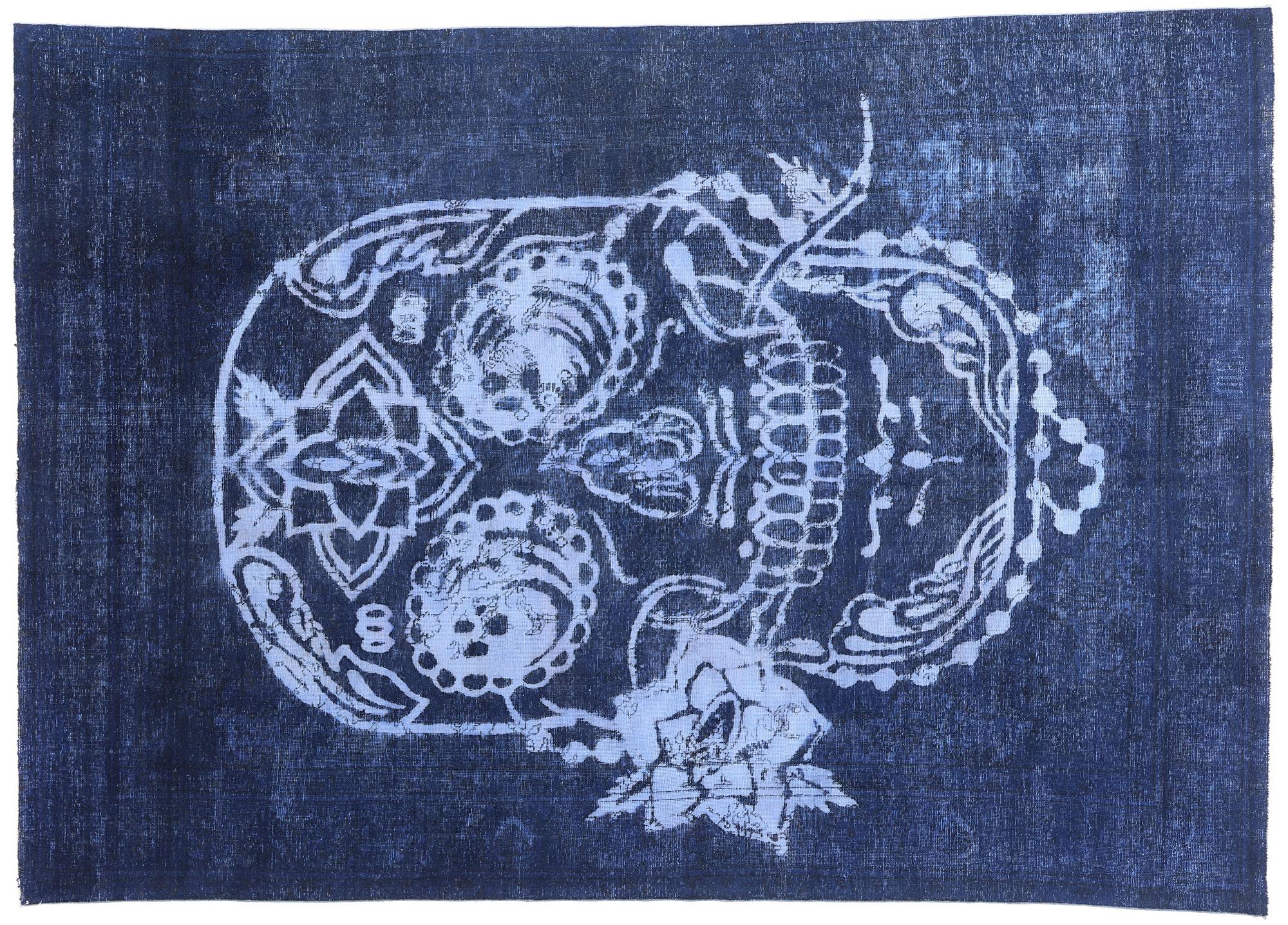 Tappeto con teschio vintage invecchiato ispirato ad Alexander McQueen in vendita 4