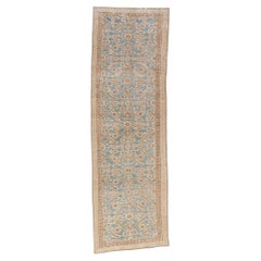 Weichblauer persischer Malayer-Teppich-Läufer im Vintage-Stil im Used-Look