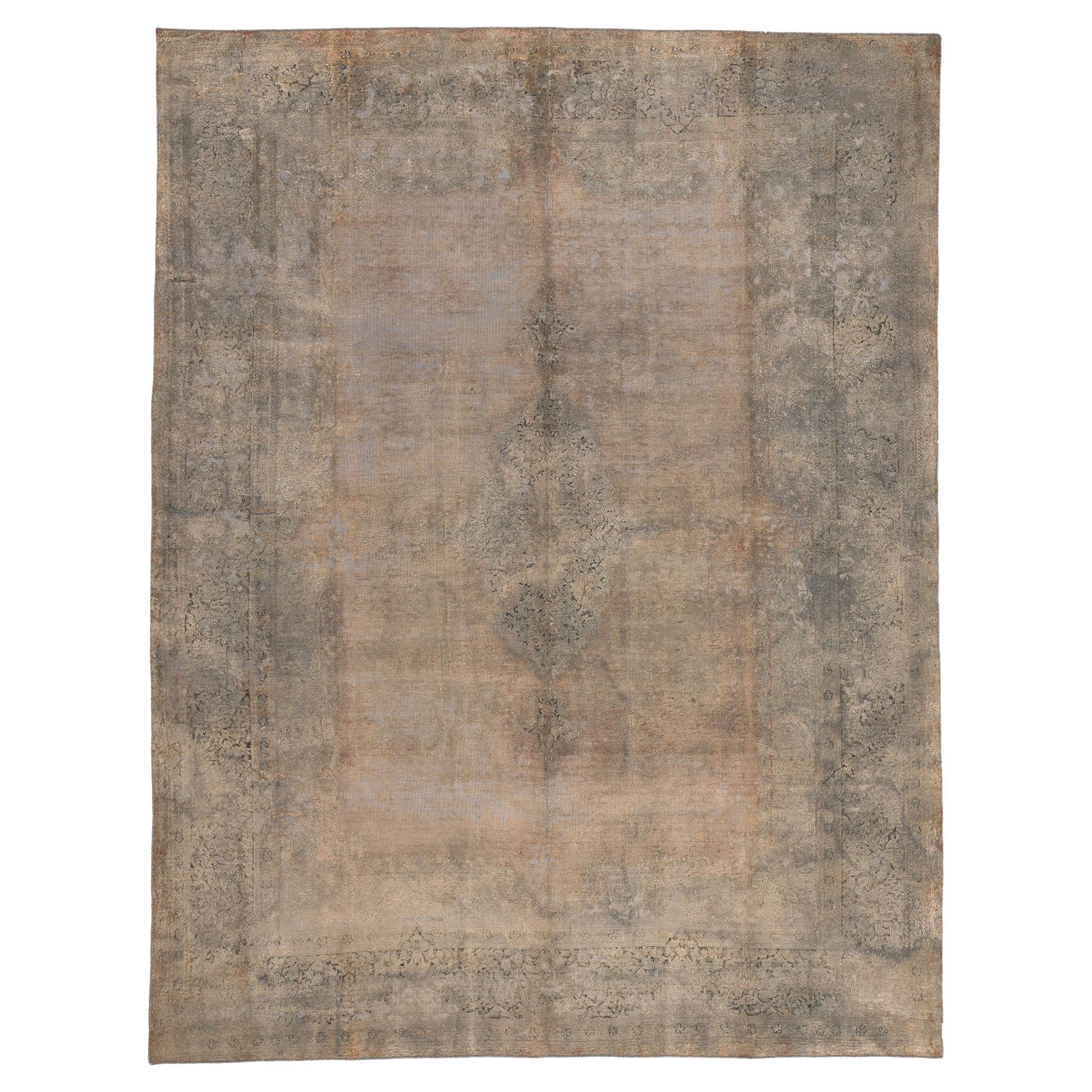 Tapis turc teinté des années 1960, Luxe Utilitarian Appeal rencontre Industrial Chic