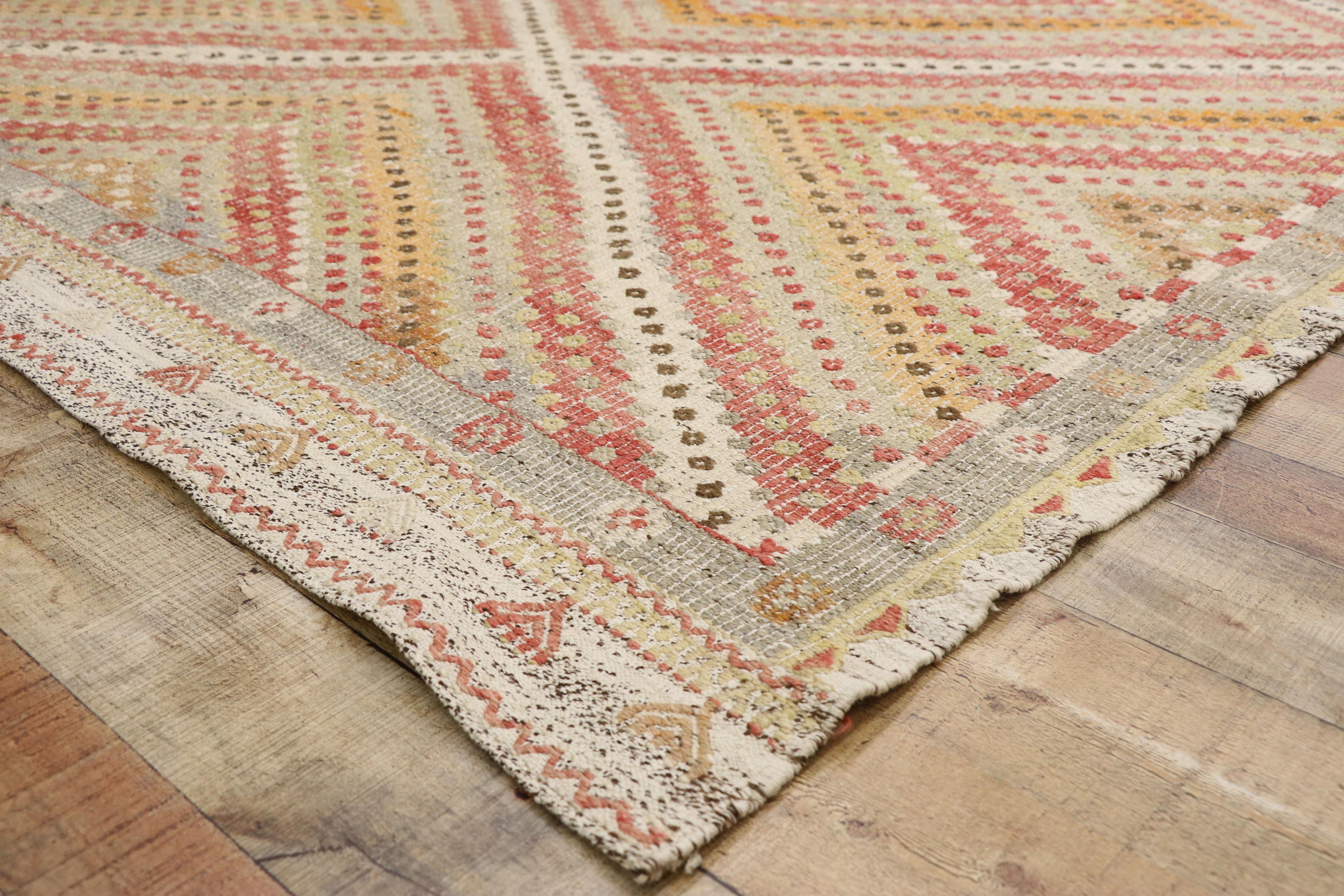20th Century Distressed Vintage Turkish Kilim Rug with Southern Living British Colonial Style For Sale