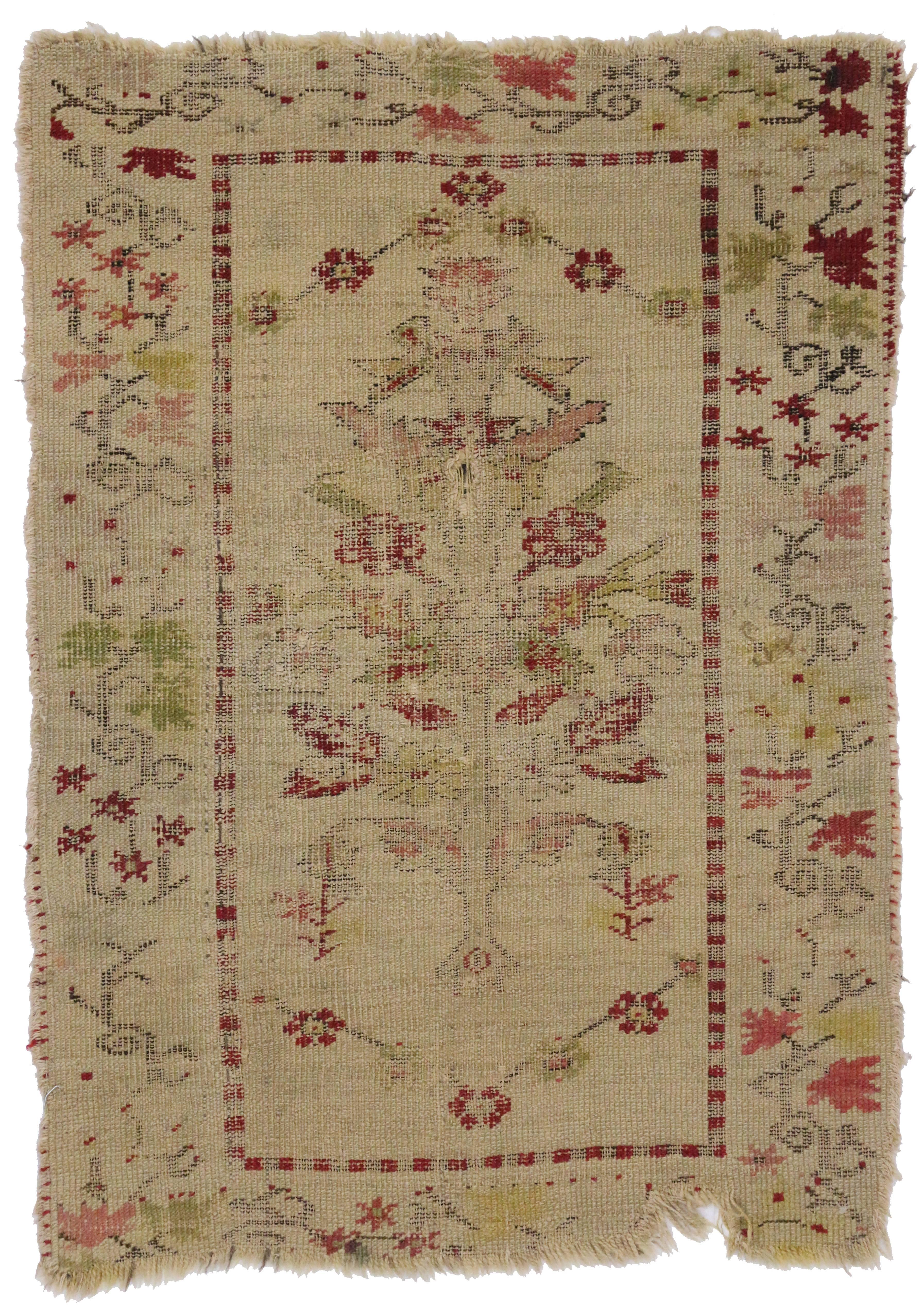 Distressed Vintage Turkish Oushak Accent Rug, Worn-In Farmhouse Chic For Sale 6